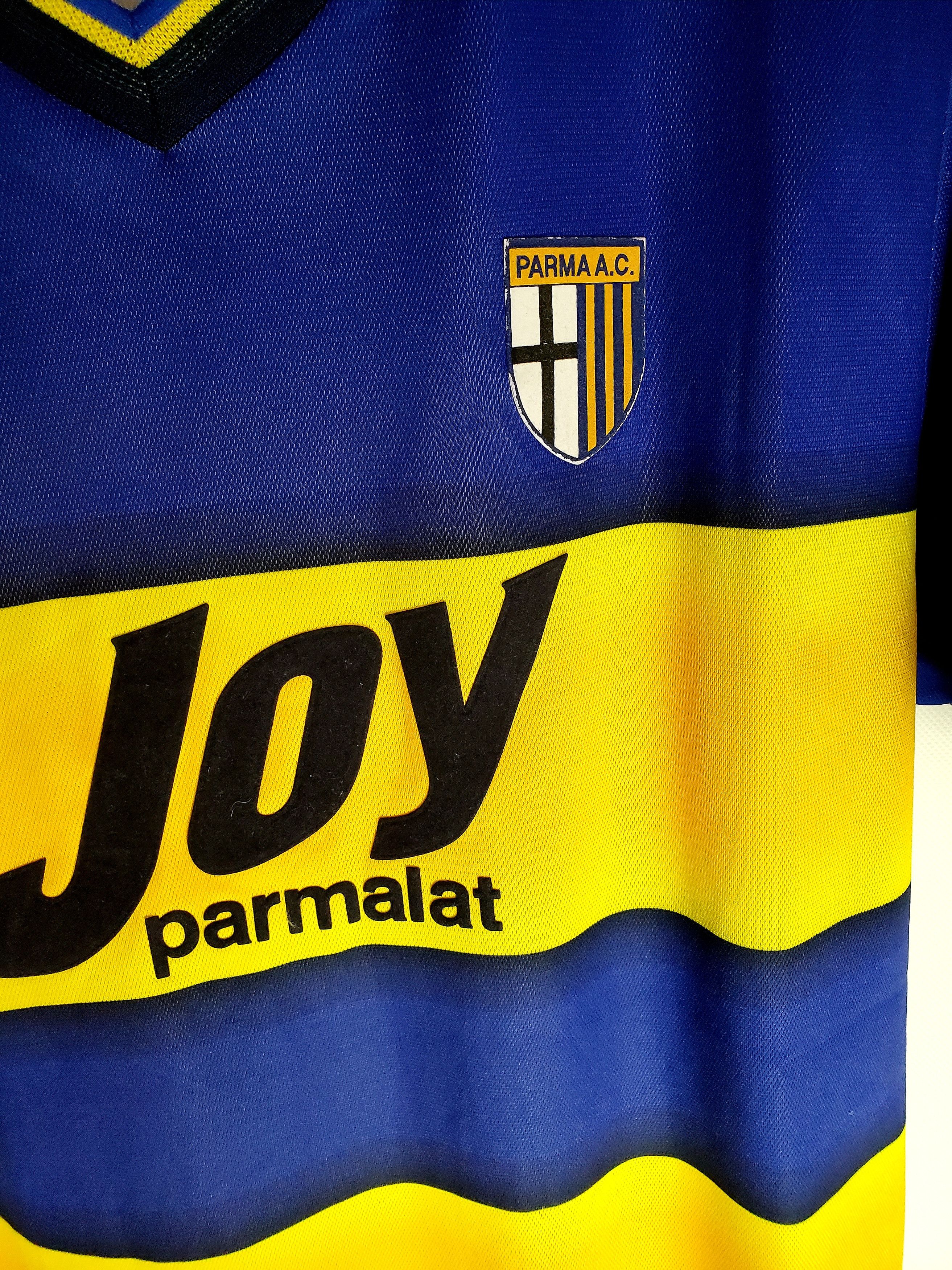 Champion PARMA AC 2001-2002 HOME JERSEY CHAMPION size Xl Reprint Size US XL / EU 56 / 4 - 2 Thumbnail
