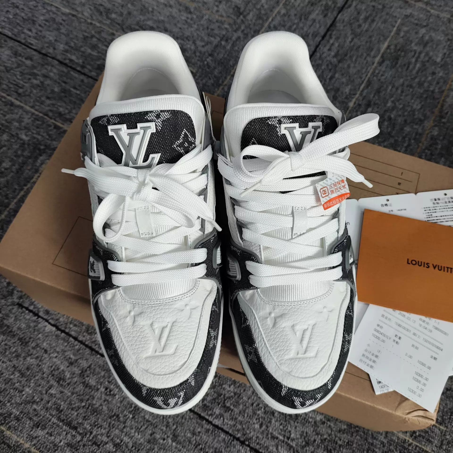 Louis Vuitton LV Gray & White Denim Trainer 7.5 New with Tags Size US 8.5 / EU 41-42 - 1 Thumbnail