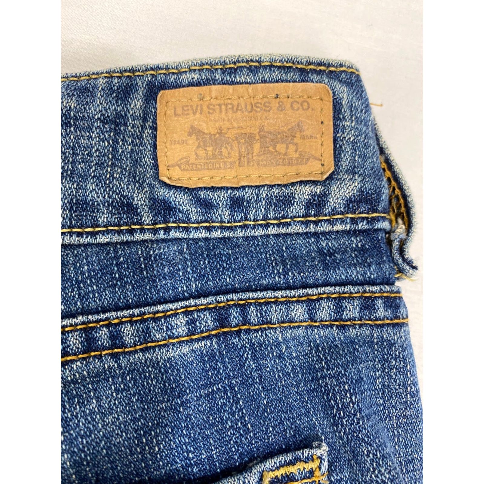 Levi's Levis 526 Jeans Womens Bootcut 526 Series Denim Blue 5-Pocket Stretch Size 12 Regular Full Length Inseam 31 in Size 34" / US 12 / IT 48 - 5 Thumbnail