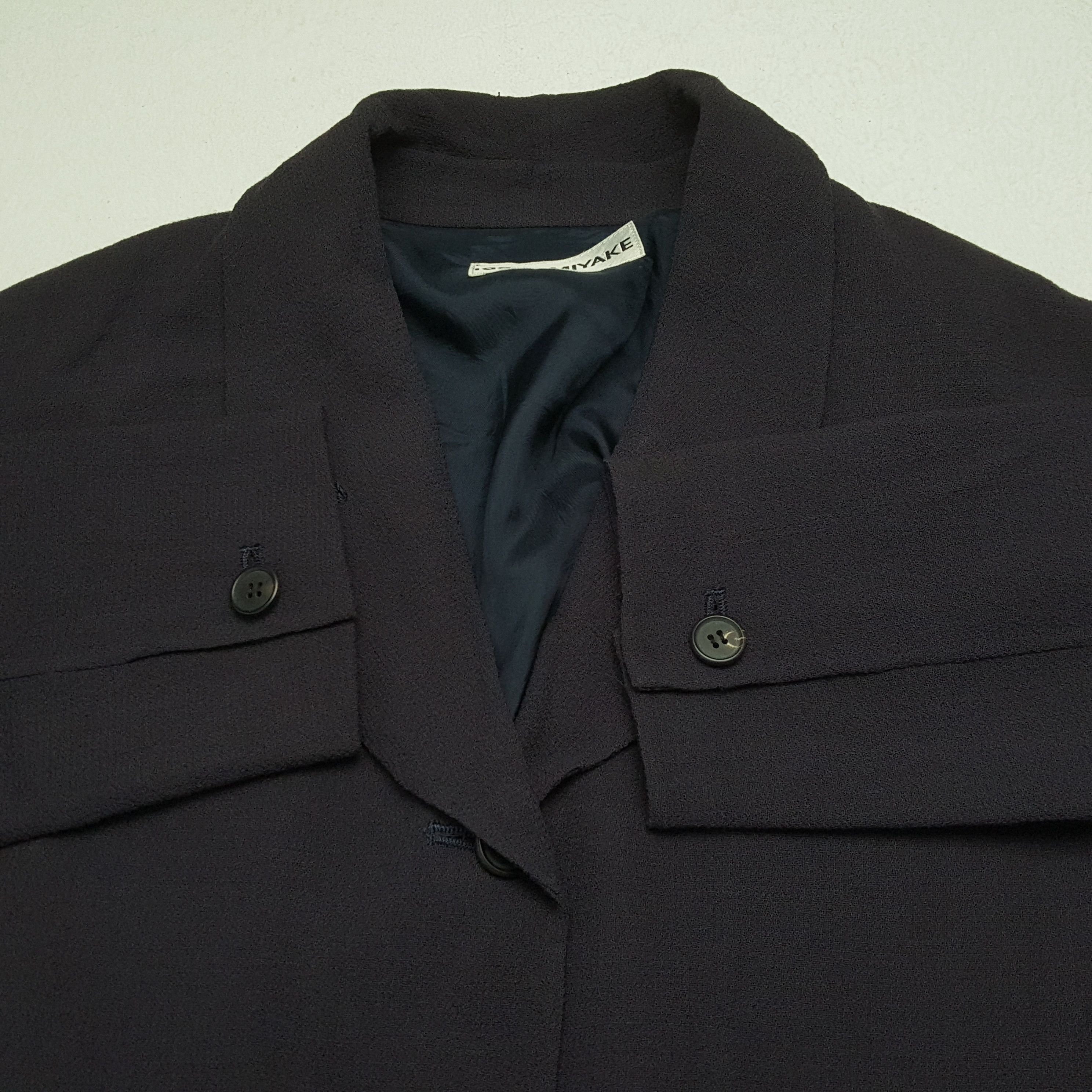 Issey Miyake × Japanese Brand × Vintage Vintage ISSEY MIYAKE Japanese Fashion Designer Jacket Size US L / EU 52-54 / 3 - 9 Thumbnail