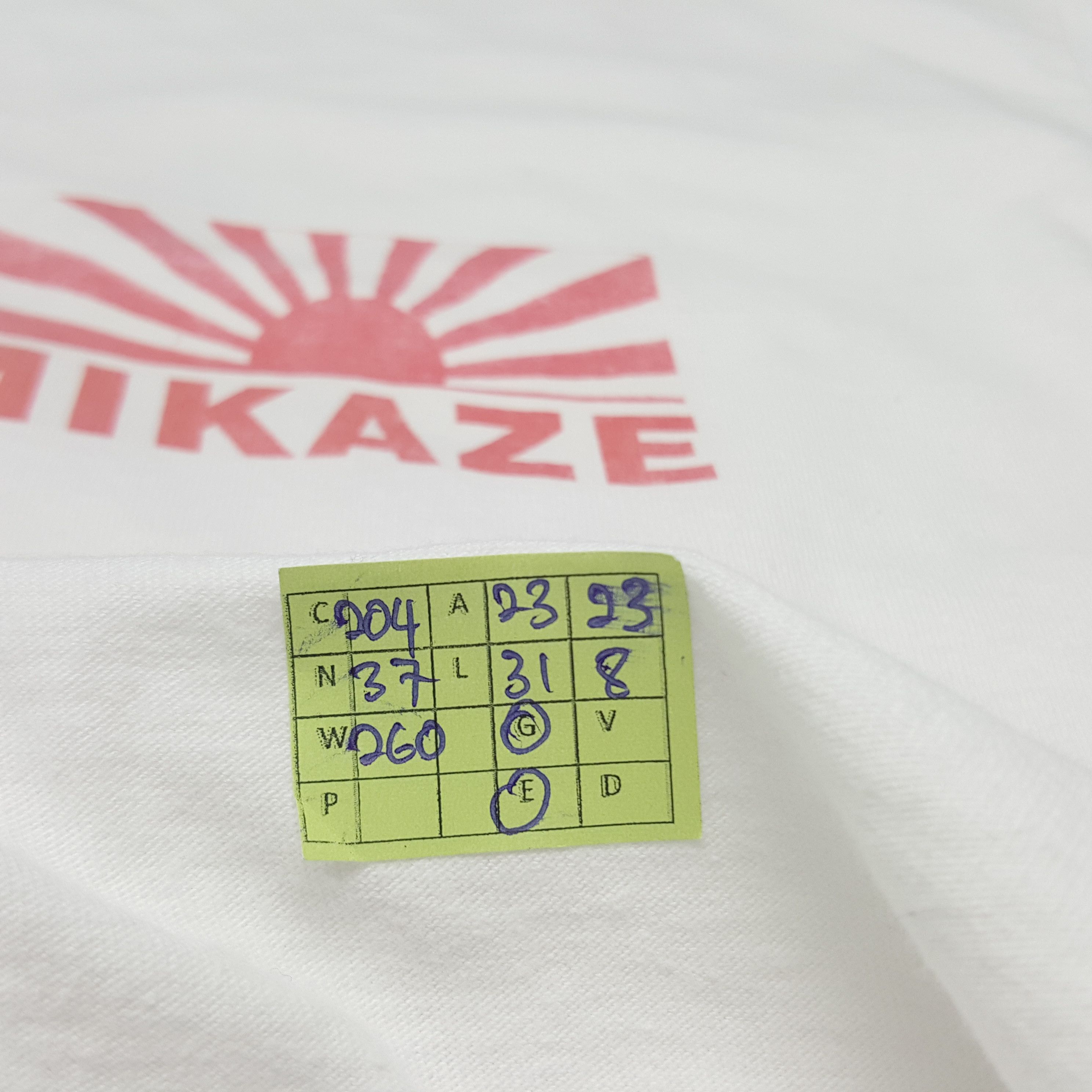 Vintage Vintage 90's Kamikaze Kyo 99 Japanese Style Tshirt Size US XL / EU 56 / 4 - 8 Thumbnail