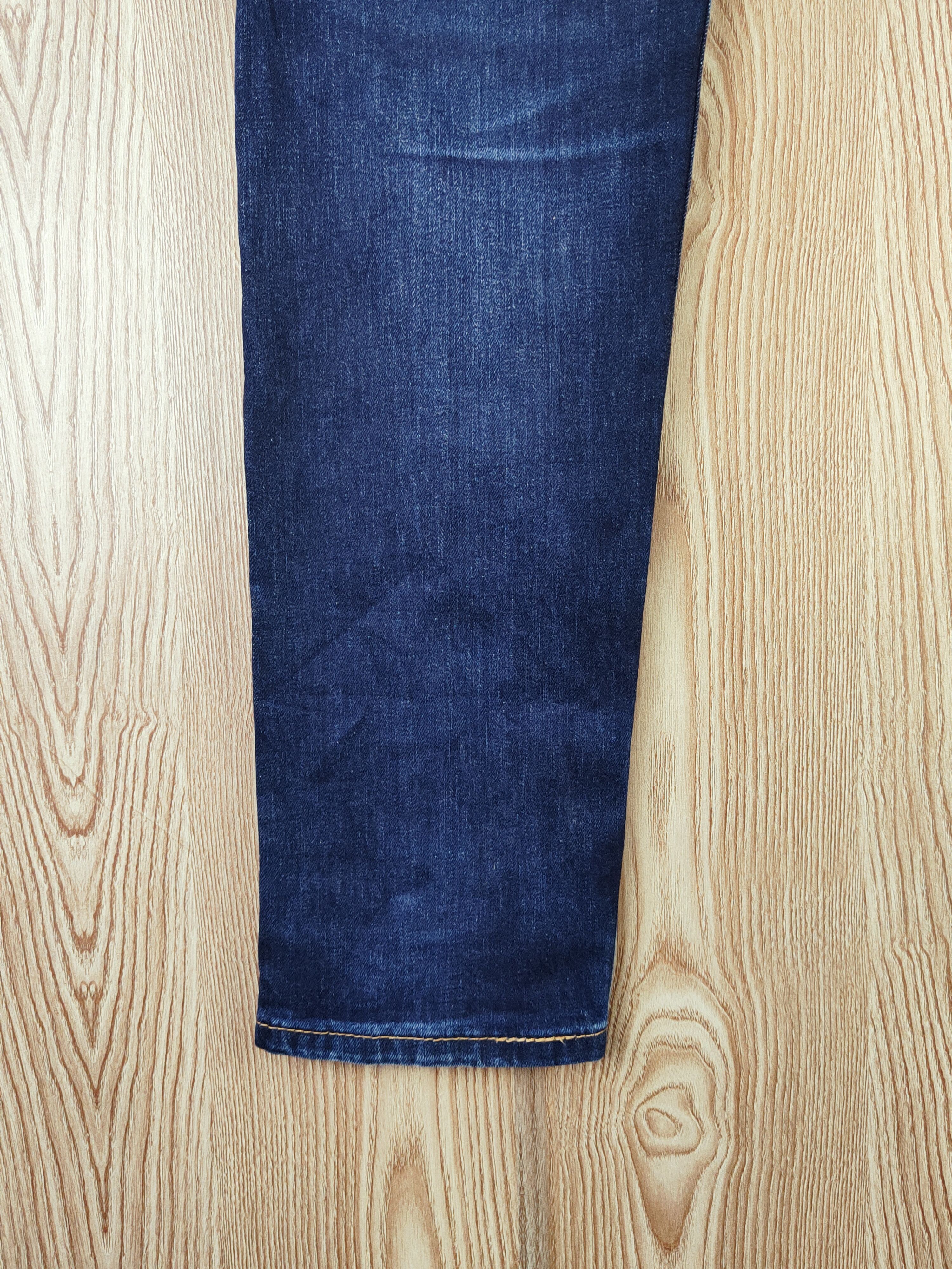 Levi's Levi's Dark Blue Distressed Ripped Jeans #S2707 Size US 33 - 11 Thumbnail