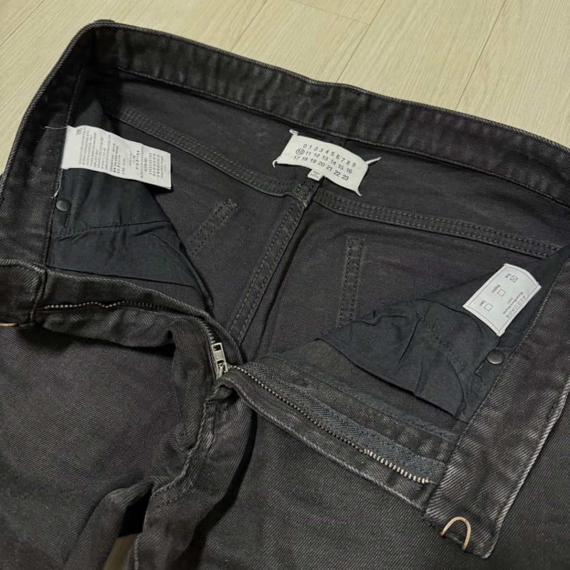 Maison Margiela Maison Margiela Black Denim Jeans Size US 29 - 6 Thumbnail