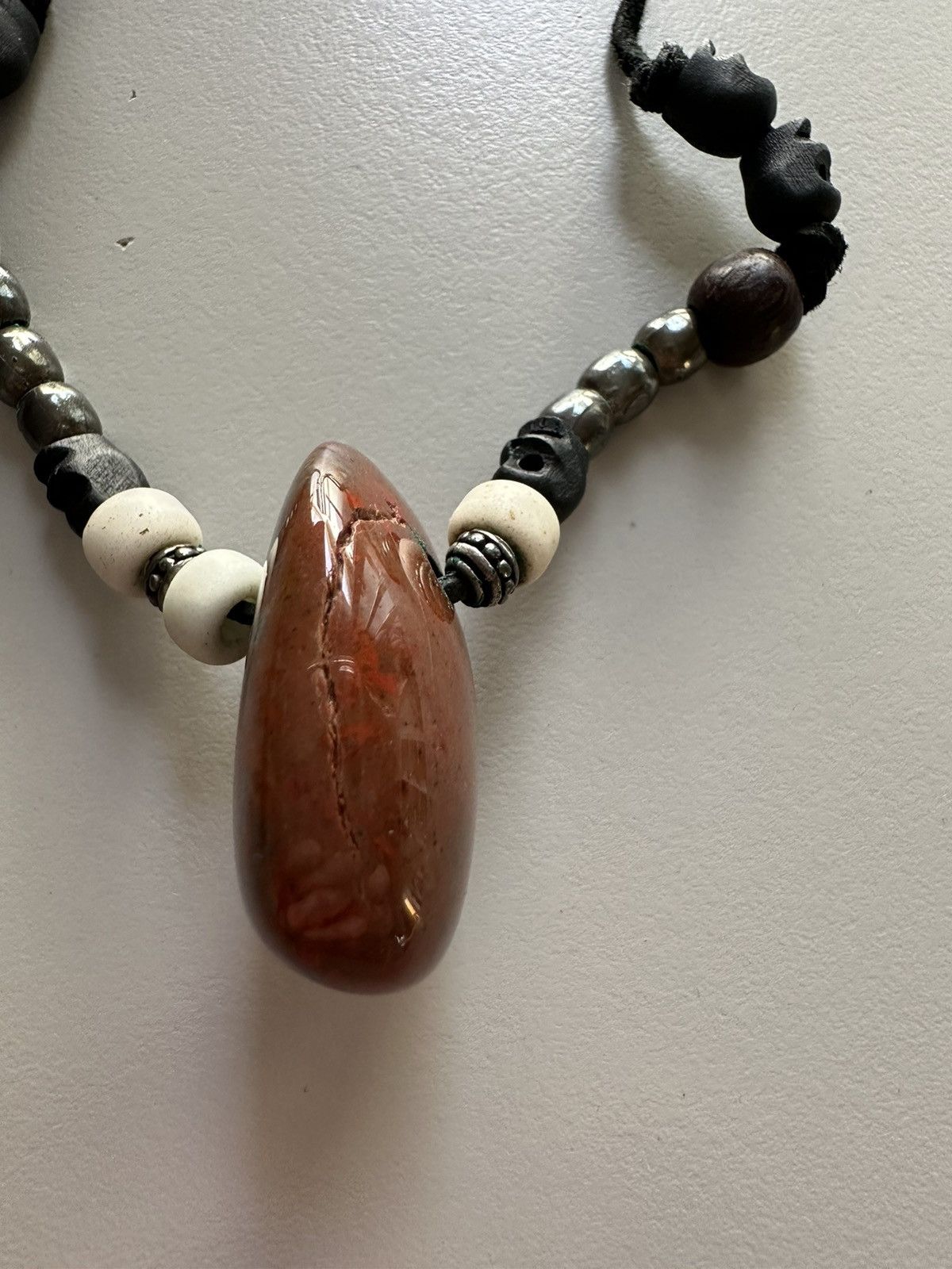 Saint Laurent Paris Saint Laurent ss15 psych rock stone/leather necklace Size ONE SIZE - 4 Thumbnail