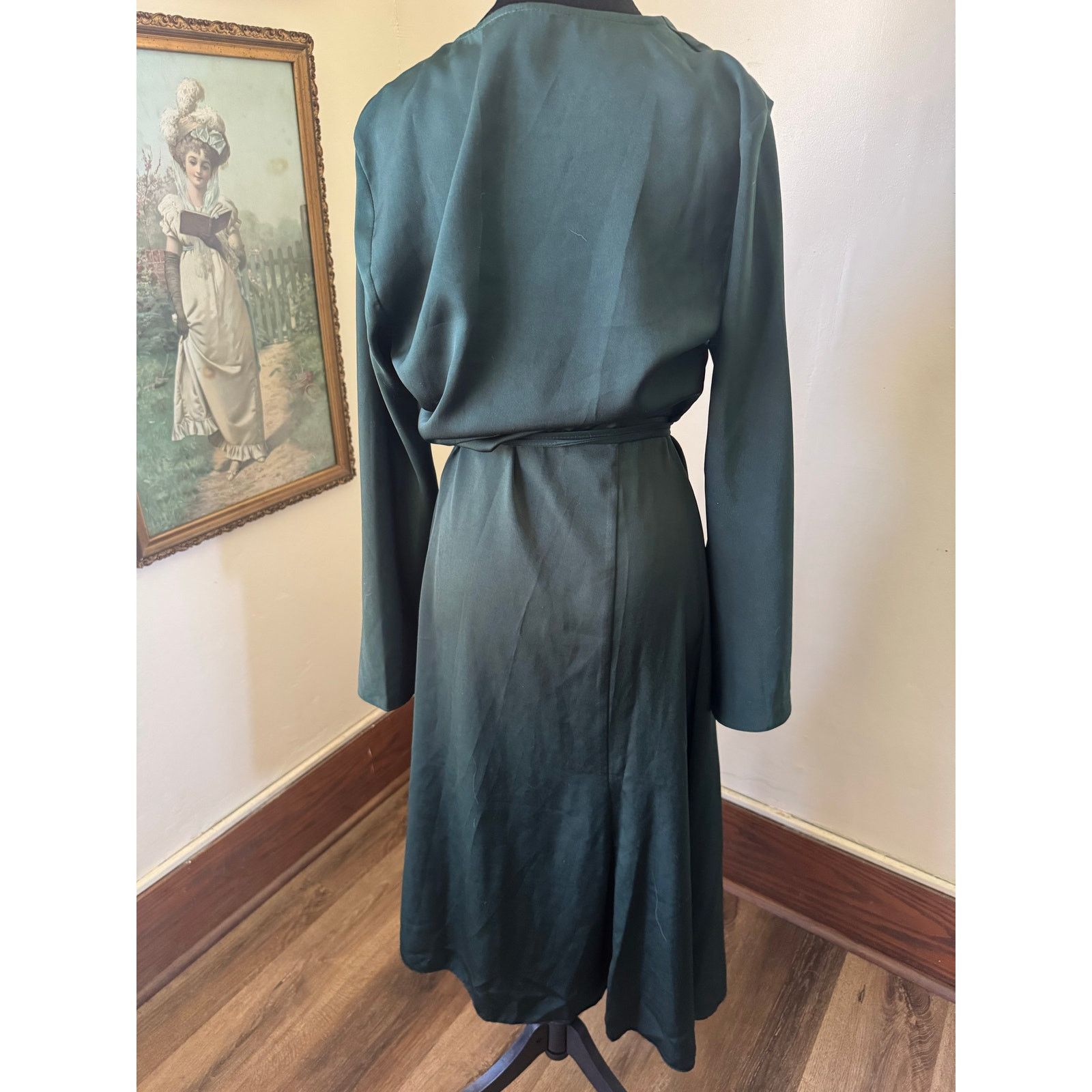 Asos NWT ASOS DESIGN Forest Green Satin Wrap Midi Dress US 8 Size M / US 6-8 / IT 42-44 - 5 Thumbnail