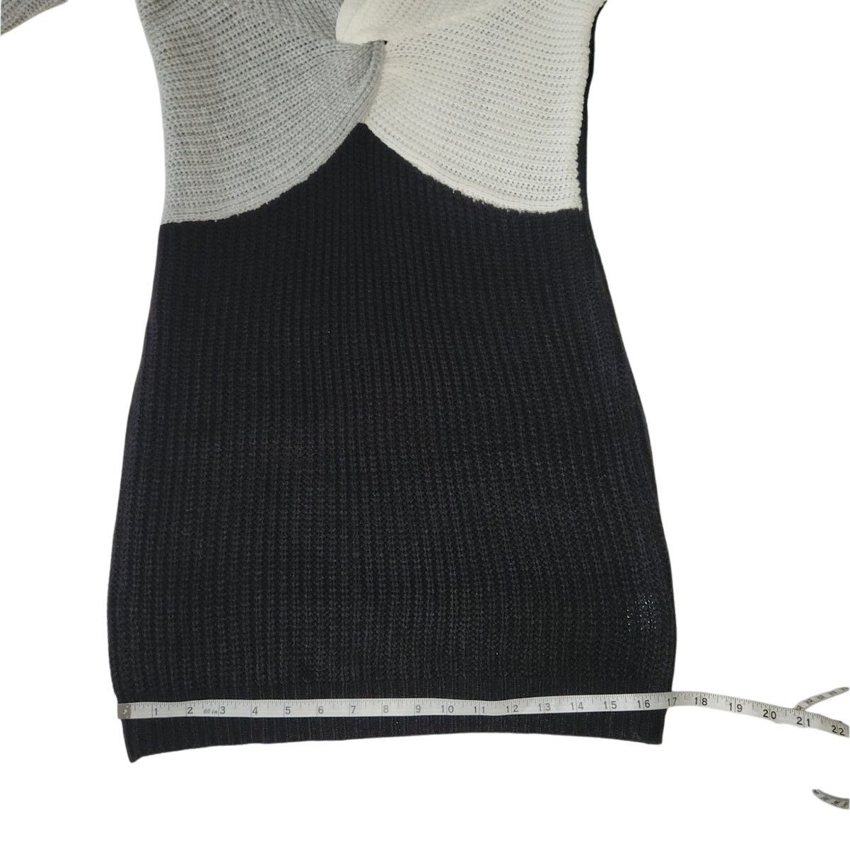 Macys Chic Modern Knitted Dress | White, Black & Gray 3-Tone | M Size M / US 6-8 / IT 42-44 - 7 Thumbnail