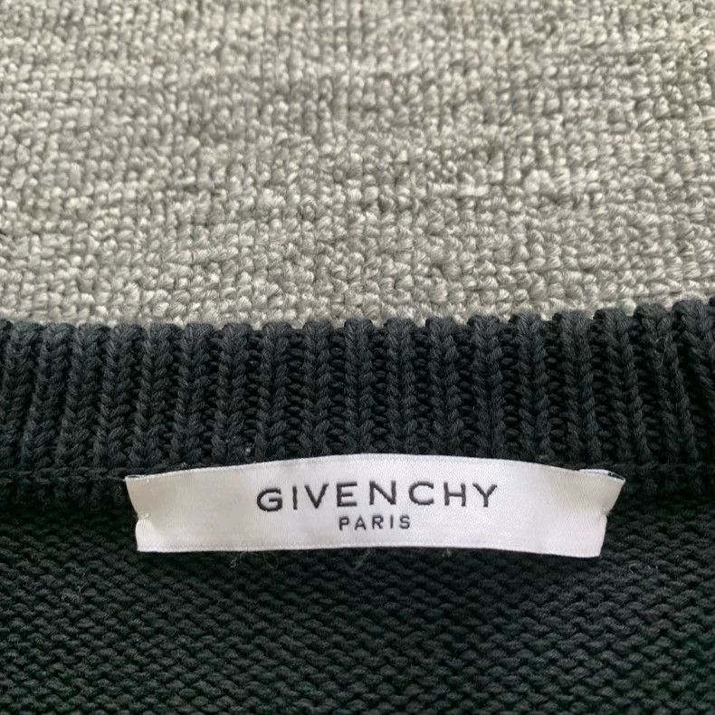 Givenchy Givenchy Black large logo sweater XL size Size US XL / EU 56 / 4 - 6 Thumbnail