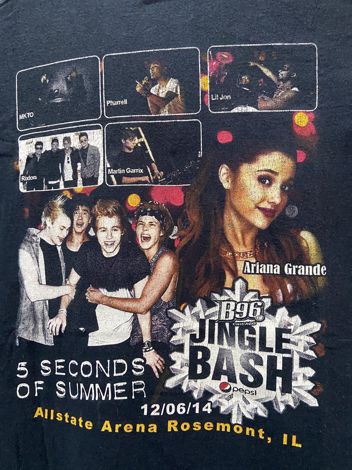 Band Tees JINGLE BASH 2014 B96 CHICAGO TOUR TEE SHIRT Size US M / EU 48-50 / 2 - 6 Thumbnail
