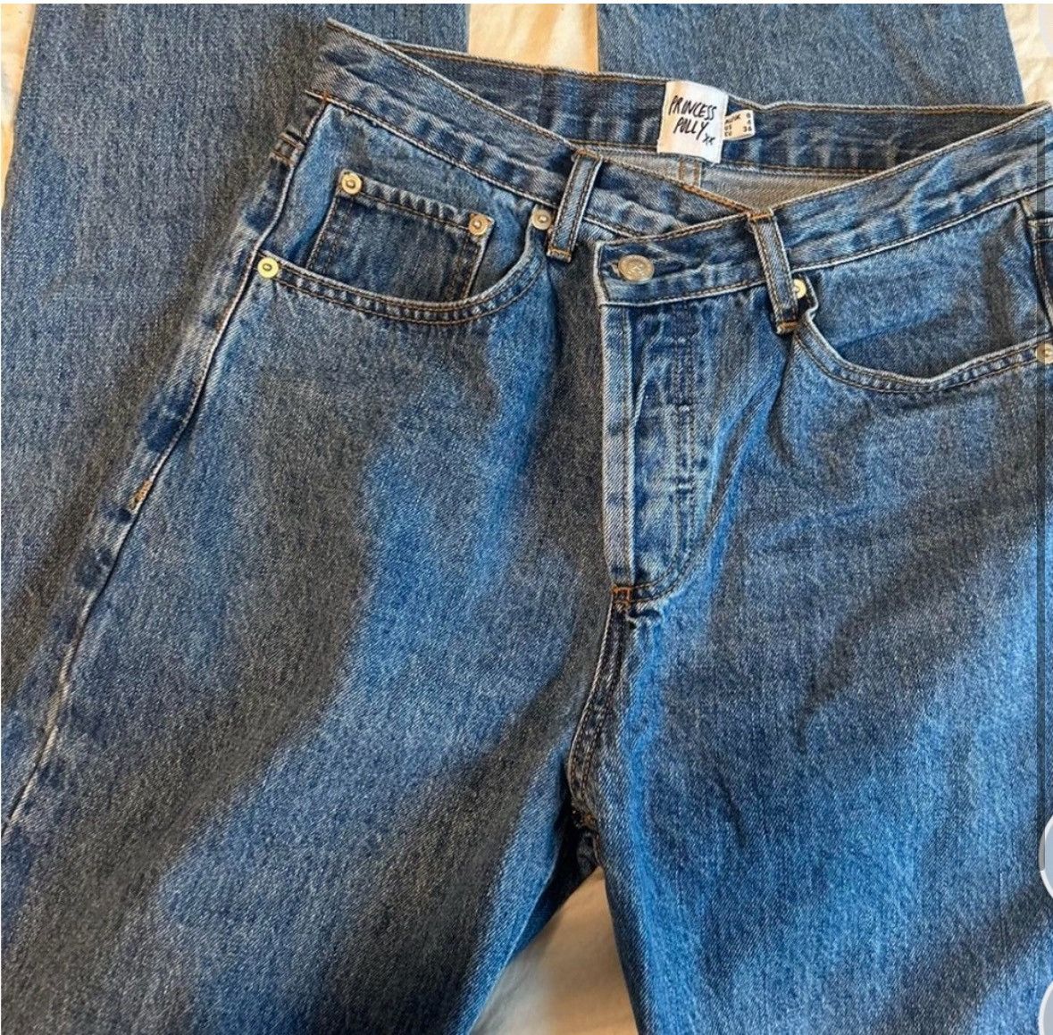 PRINCESS POLLY Princess polly holly straight leg asymmetrical waist jean Size 24" / US 00 / IT 34 - 3 Thumbnail