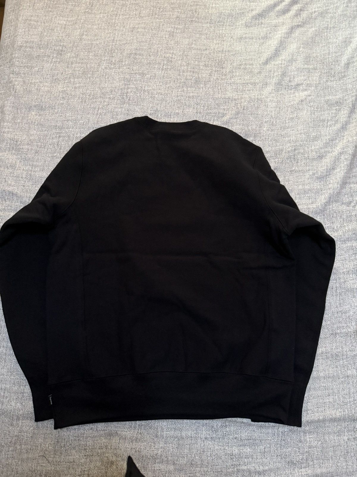 Supreme Supreme fw18 black on black box logo crewneck Size US M / EU 48-50 / 2 - 2 Thumbnail