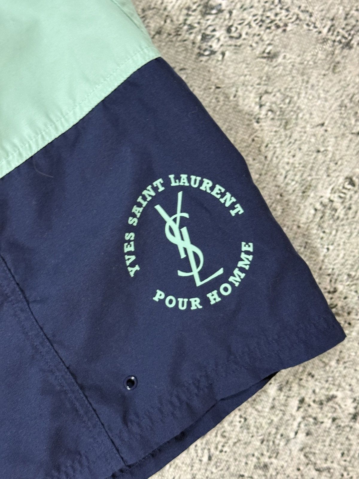 Yves Saint Laurent 90s Yves Saint Laurent vintage navy shorts YSL Size US 30 / EU 46 - 2 Thumbnail