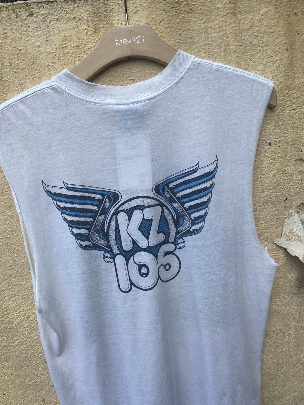 Vintage VintageThrashed 80s Sleeveless Coke Promo Tee Size US XL / EU 56 / 4 - 7 Thumbnail