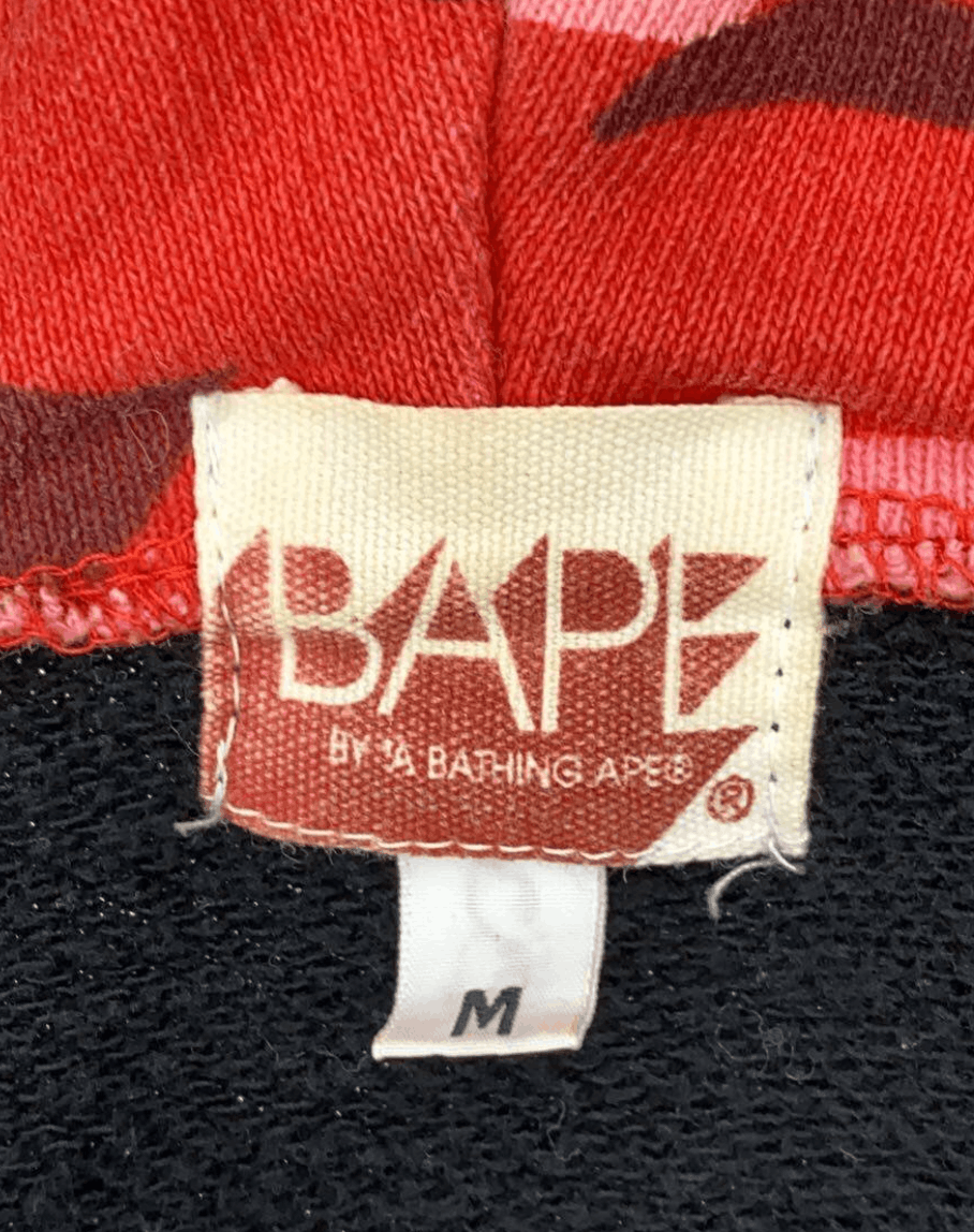 Bape OG Vintage Bape Black Red Camo Shark Full Zip Hoodie Size US M / EU 48-50 / 2 - 3 Thumbnail