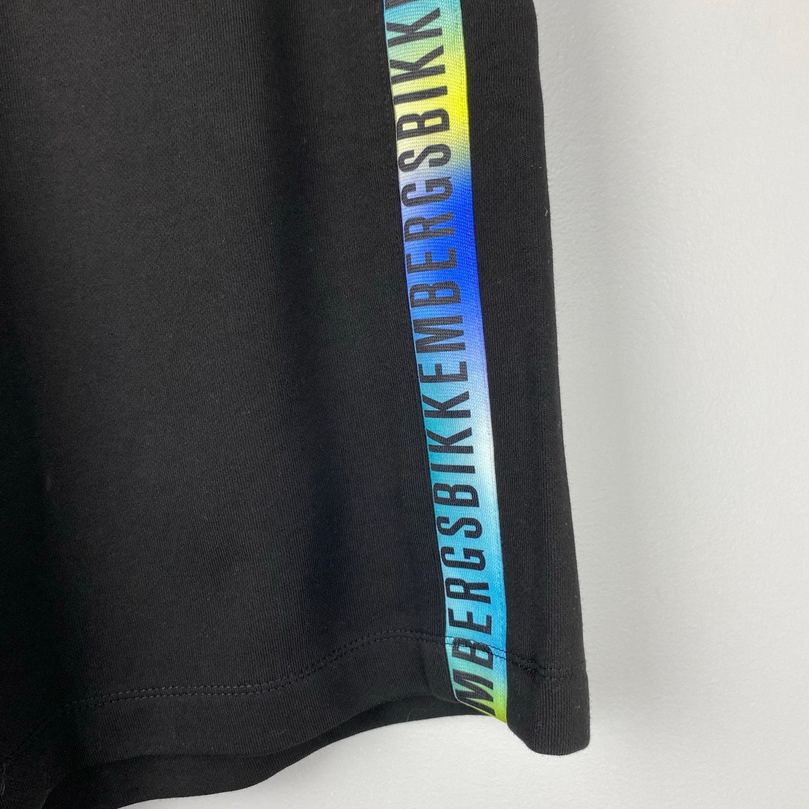 Dirk Bikkembergs Bikkembergs Black Stripe Fleece Athletic Shorts Small Size US 30 / EU 46 - 2 Thumbnail