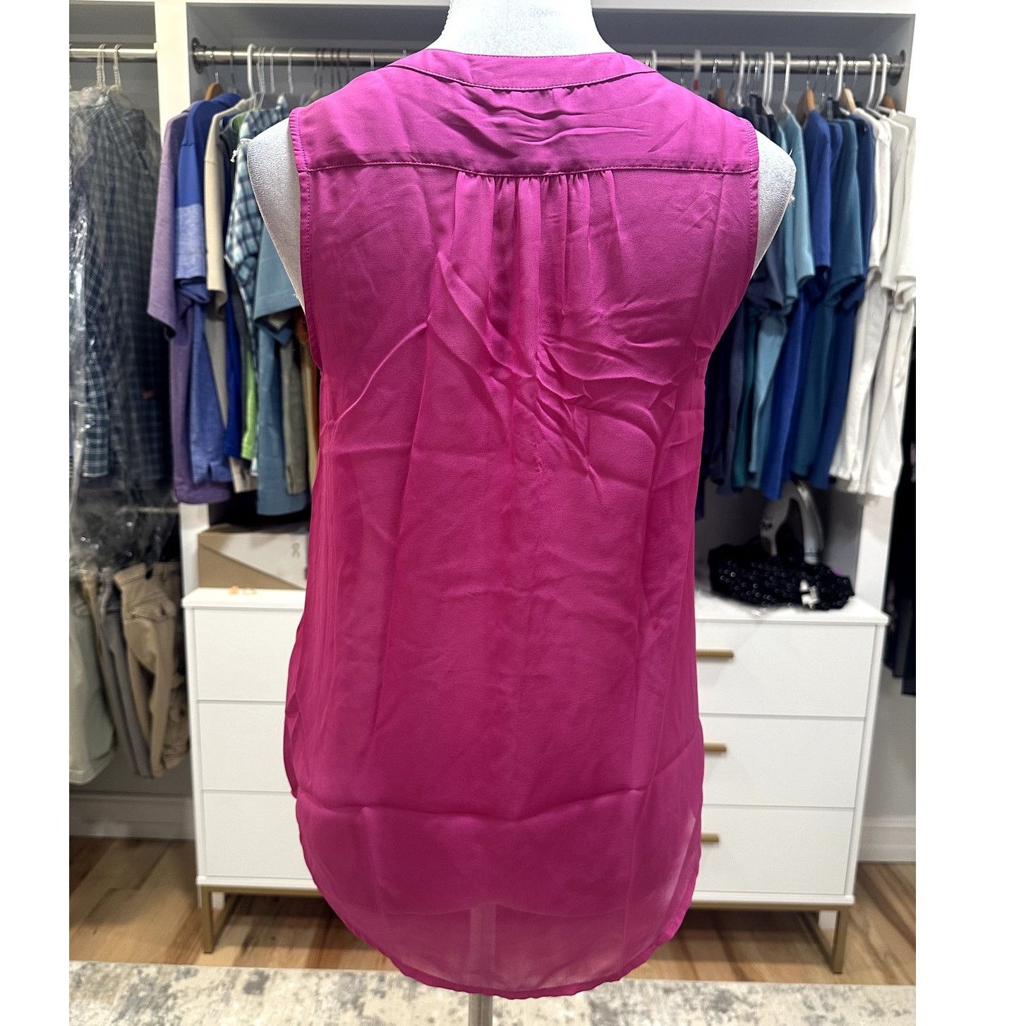 American Eagle Outfitters American Eagle Bright Fuchsia Button Down Sleeveless S Size S / US 4 / IT 40 - 4 Thumbnail