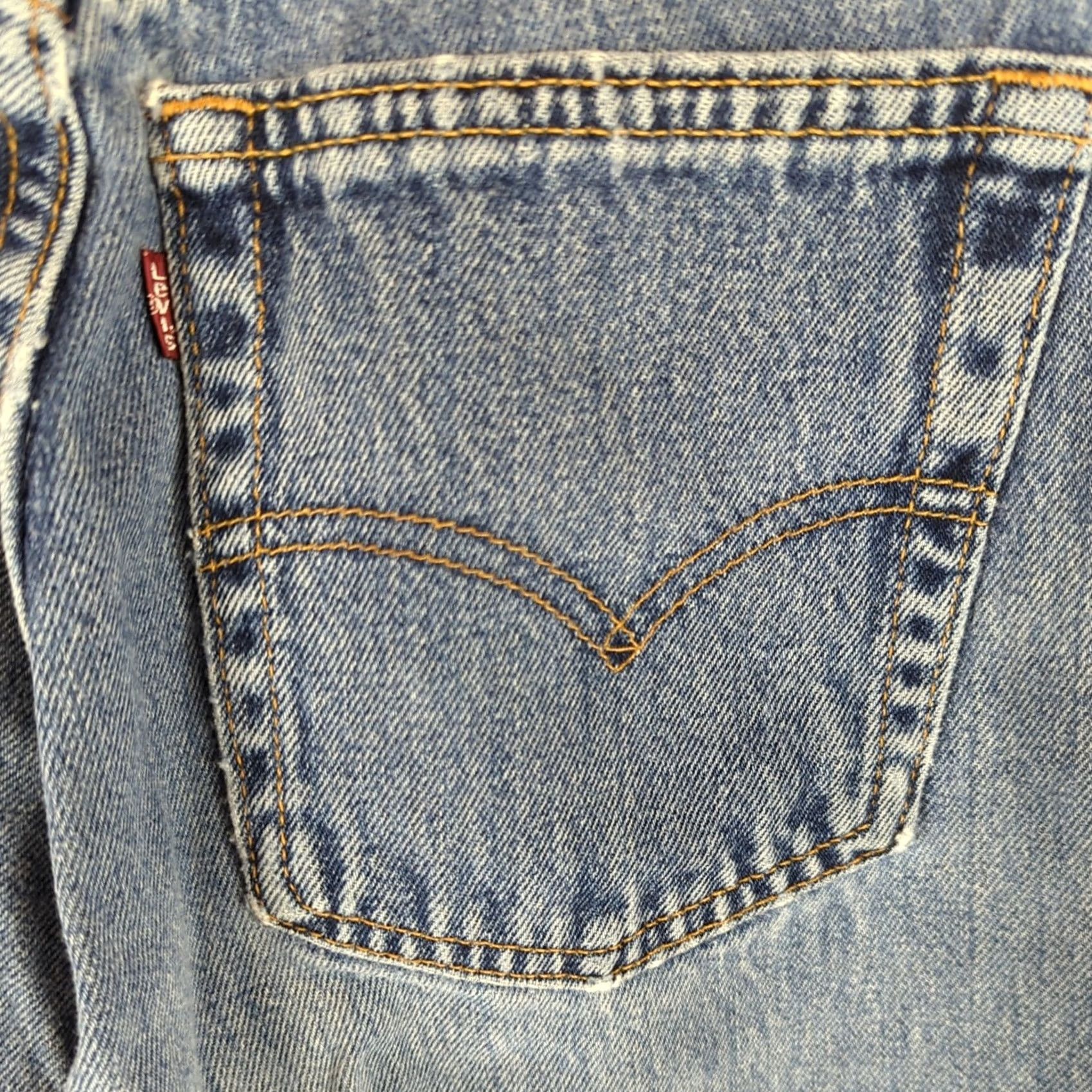 Levi's VINTAGE Levi's 550 Jeans Womens Regular 8 High Rise Mom Jeans 100% Cotton Blue Distressed 30 Inseam Size 30" / US 8 / IT 44 - 7 Thumbnail