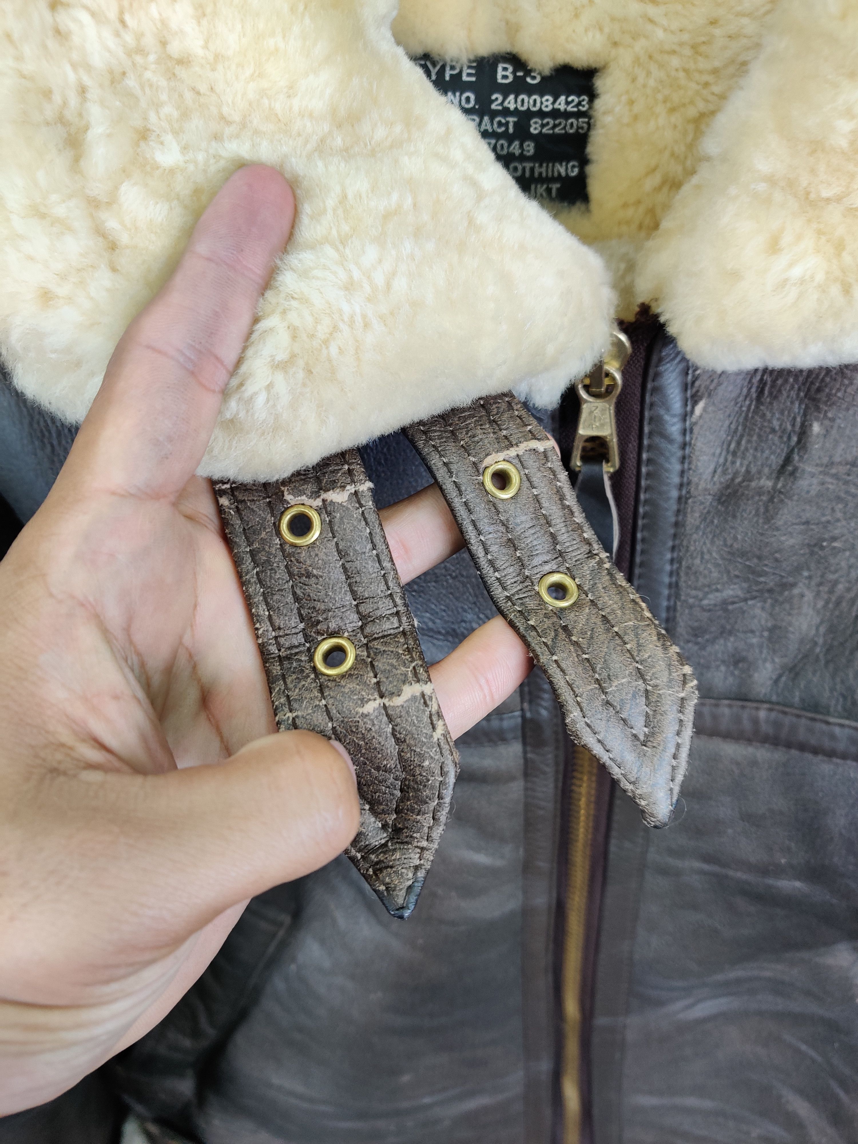 Vintage 90s B3 US Army Military Sheepskin Leather Jacket