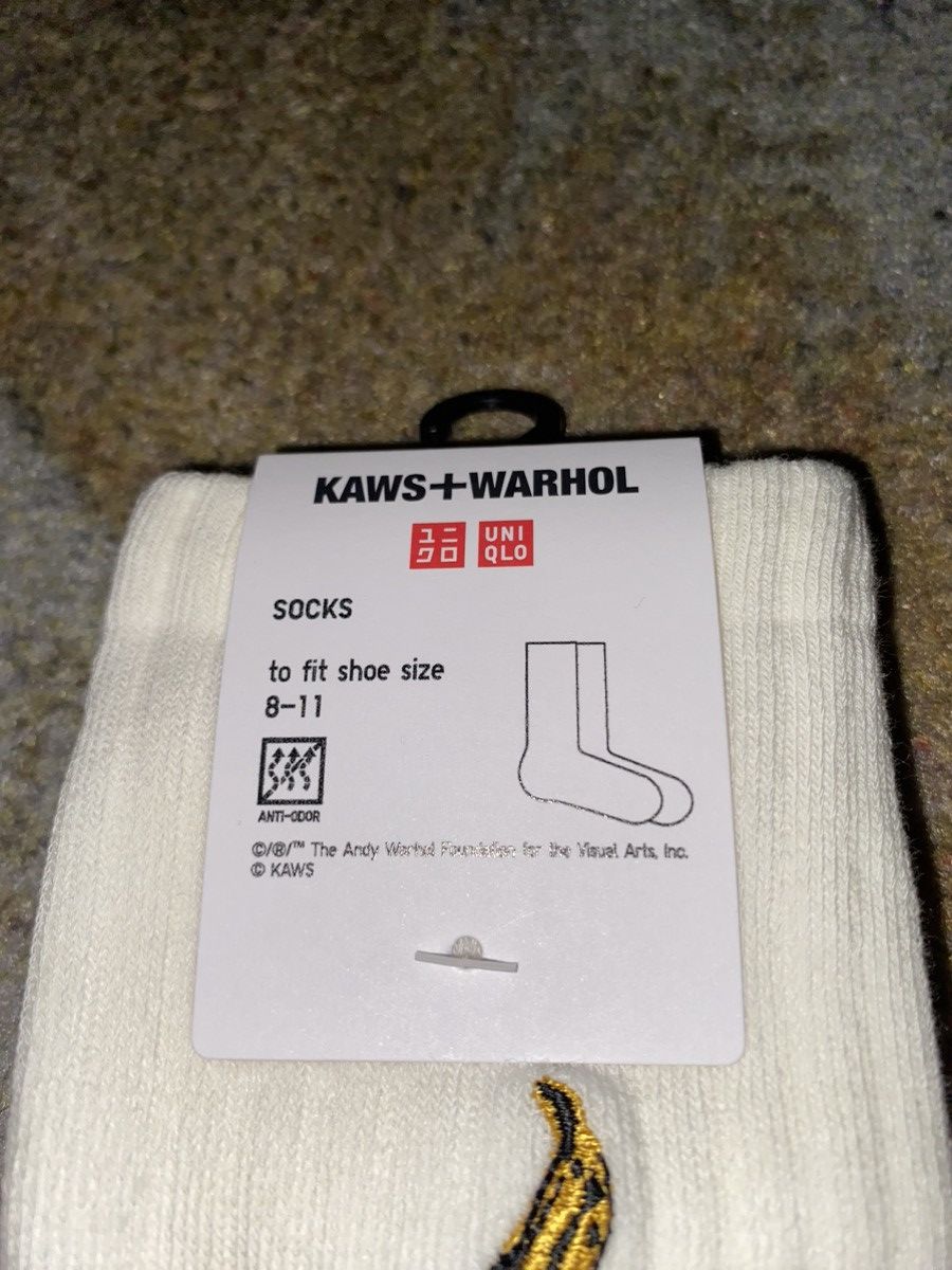 Andy Warhol × Kaws × Uniqlo KAWS & Warhol Uniqlo Socks UNISEX US 8 - US 11 Size ONE SIZE - 3 Thumbnail