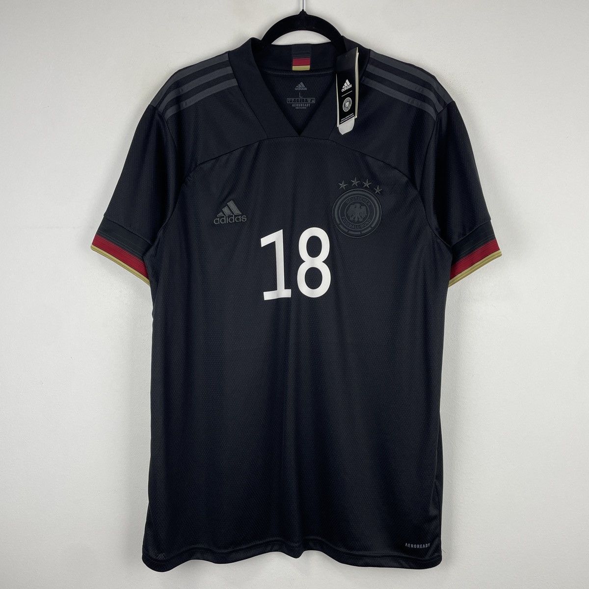 Adidas Germany Leon Goretzka Adidas Away Jersey 2020/2021 size L Size US L / EU 52-54 / 3 - 2 Thumbnail