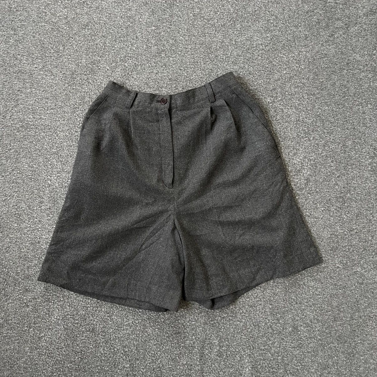 Karl Lagerfeld Karl lagerfeld golf short pants Size 26" / US 2 / IT 38 - 1 Thumbnail