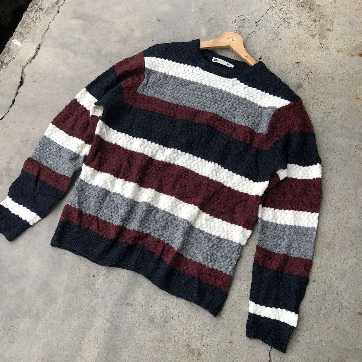Aran Isles Knitwear × Designer × OVER THE STRiPES 🔴Japanese Sevendays Sunday Memeri/Stripe Knitting Sweater Size US L / EU 52-54 / 3 - 2 Thumbnail
