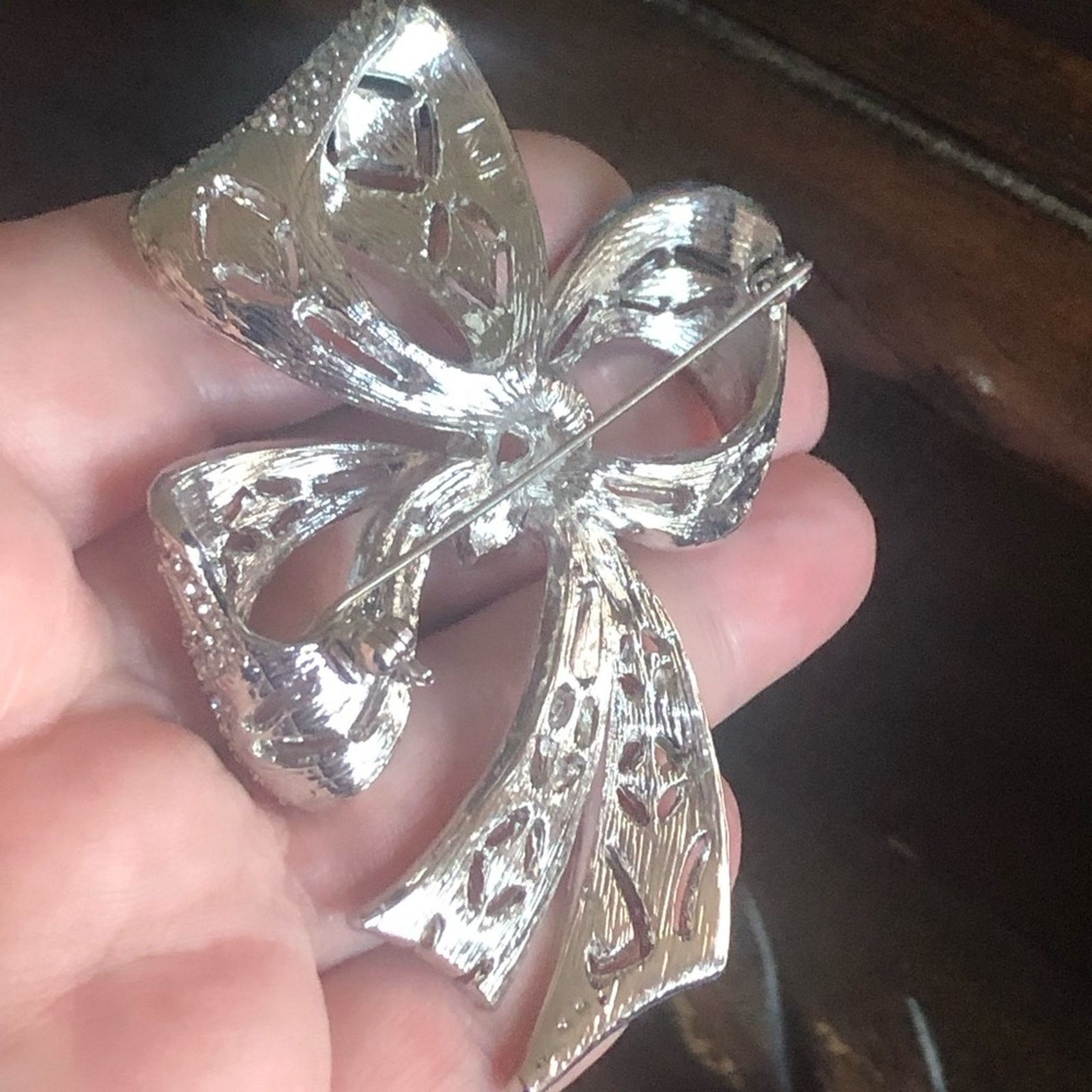 Kenneth Jay Lane Vintage art deco Kenneth Jay Lane rhinestone bow brooch pin Size ONE SIZE - 10 Thumbnail