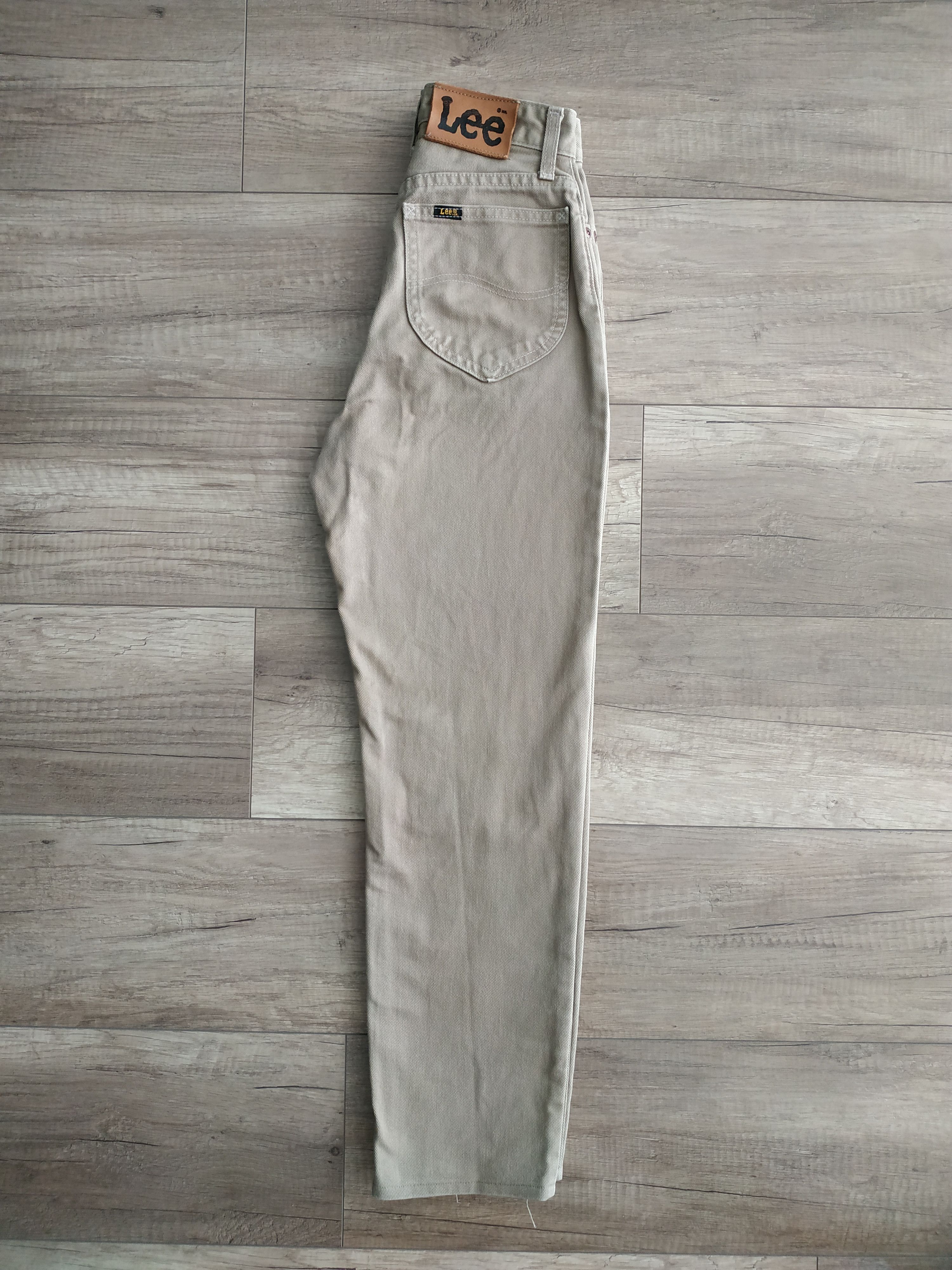 Lee Lee Women's High Waist Vintage 90's Jeans, s. 36-31 Size 28" / US 6 / IT 42 - 8 Thumbnail