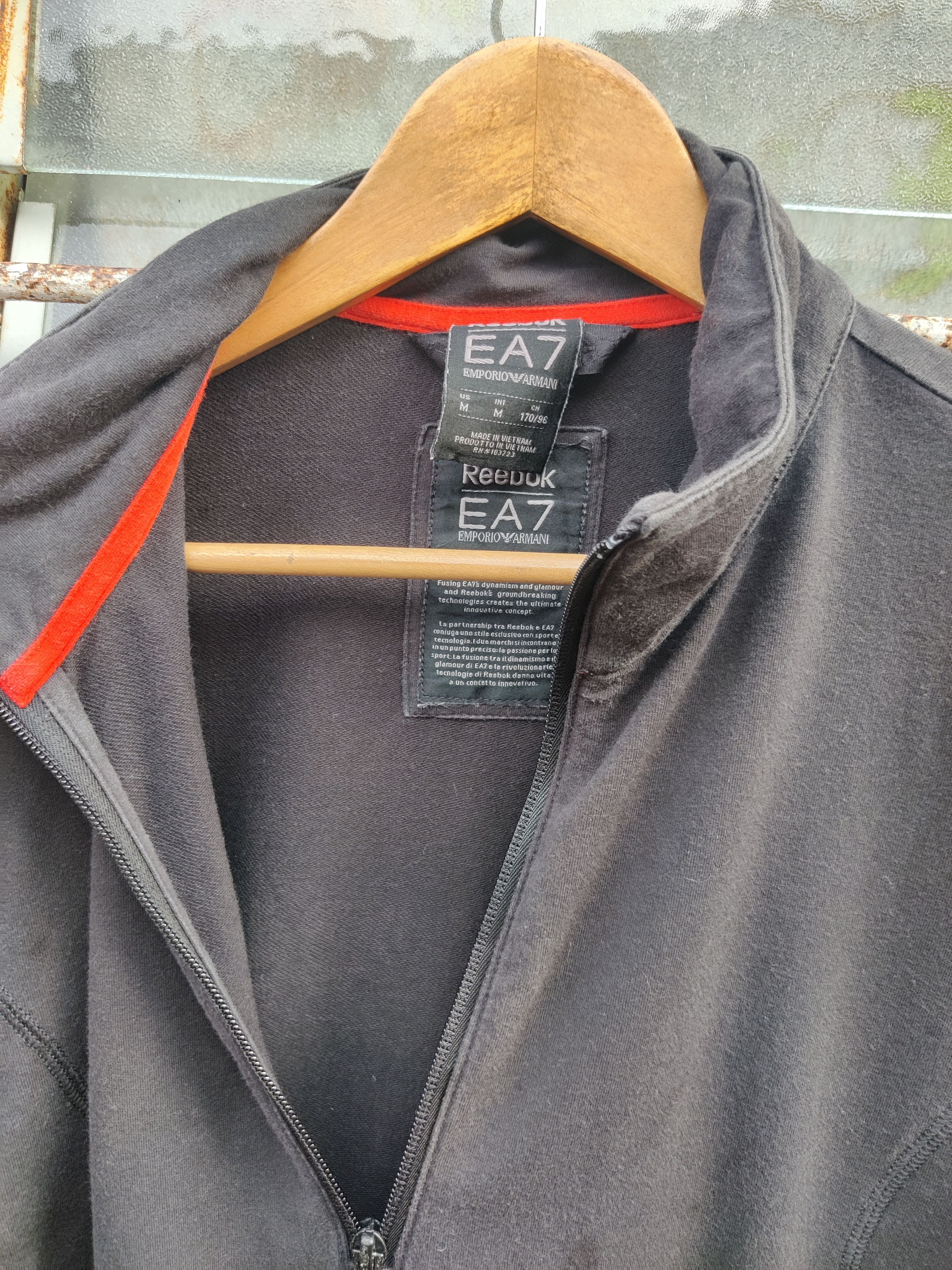 Emporio Armani Vintage Sun Faded Emporio Armani x Reebok Shirt Size US M / EU 48-50 / 2 - 7 Thumbnail