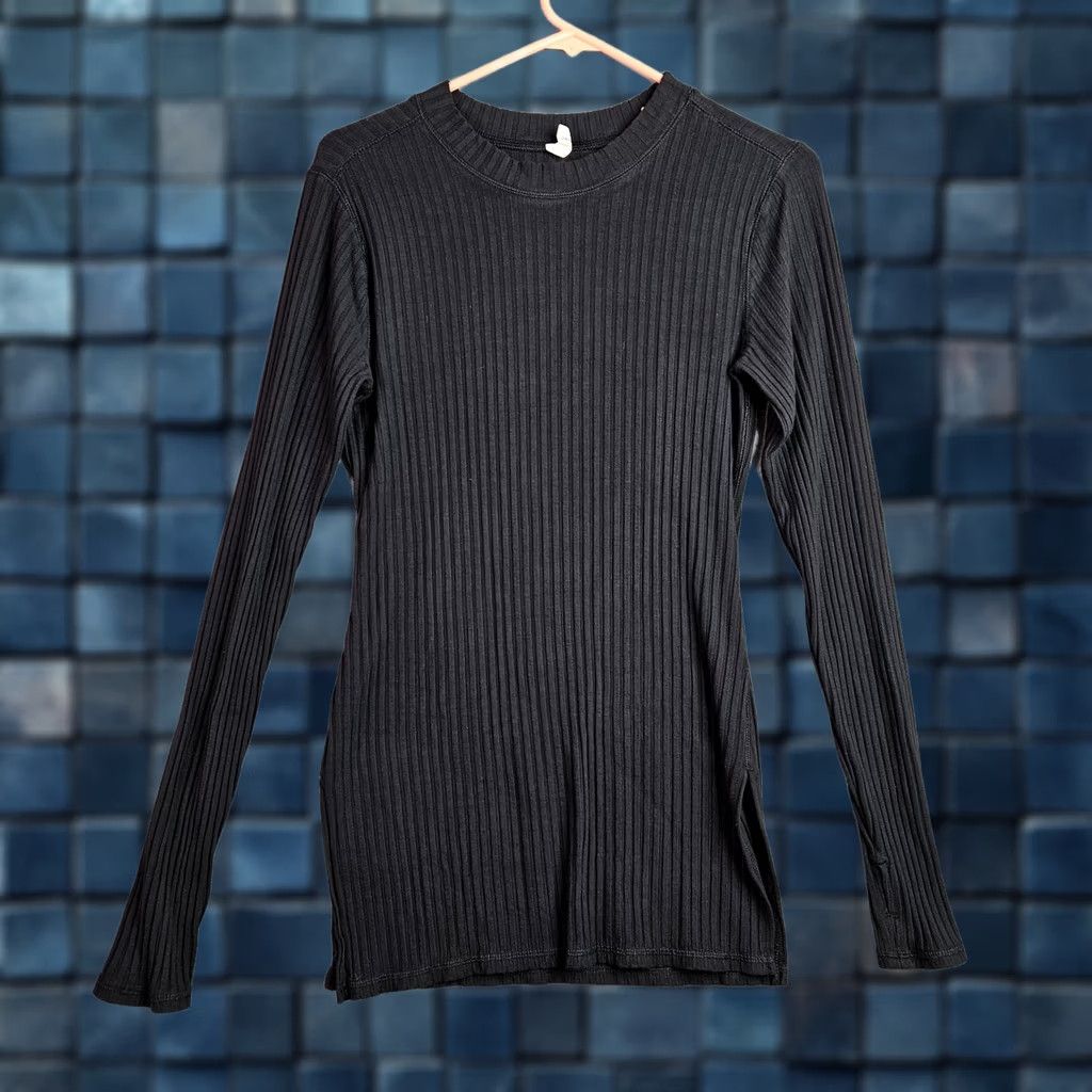 Free People Free People Movement Top Women’s Small Black Ribbed Long Sleeve Stretch Top Size S / US 4 / IT 40 - 1 Thumbnail