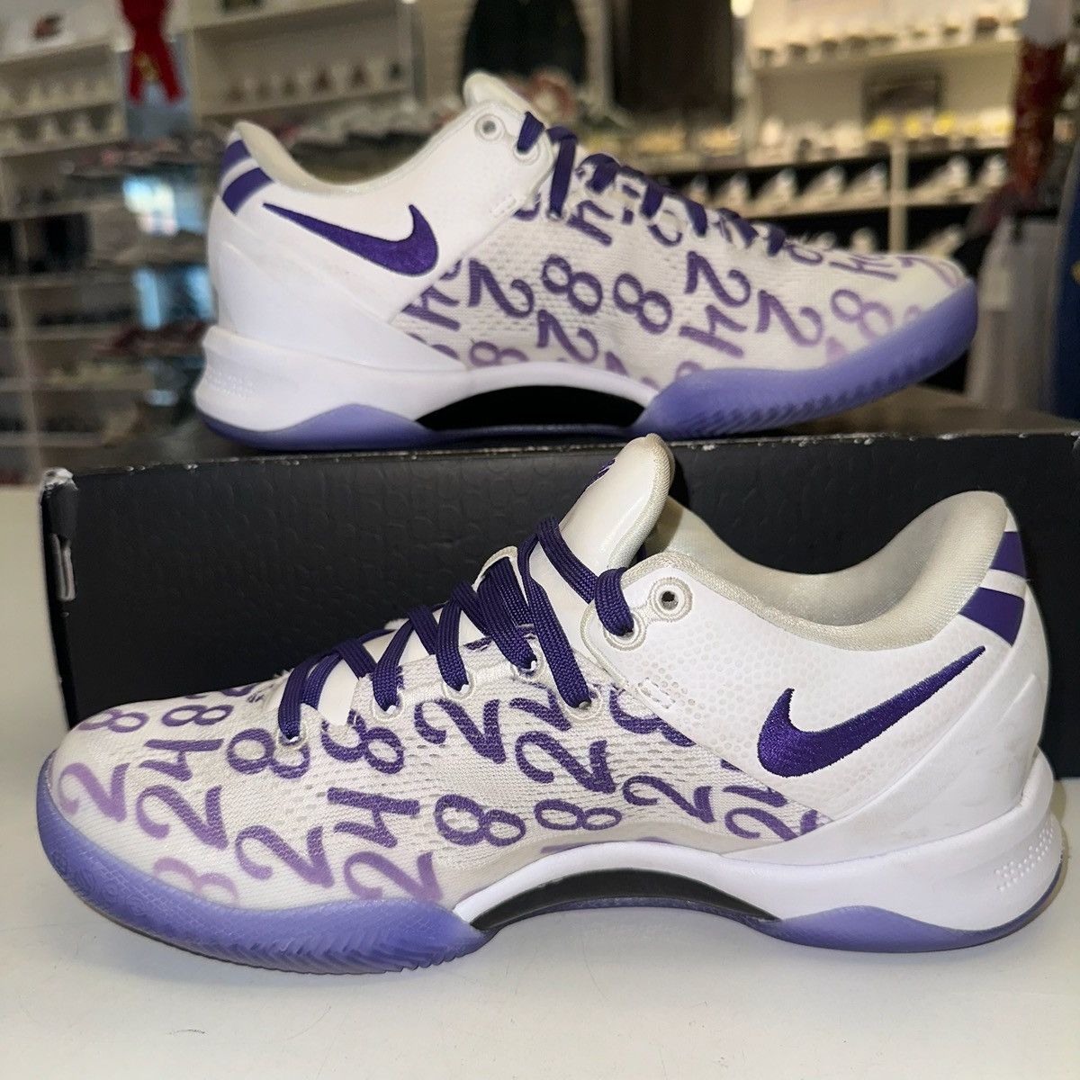 Nike Size 5.5 - Nike Kobe 8 Protro Court Purple Size US 5.5 / EU 38 - 2 Thumbnail