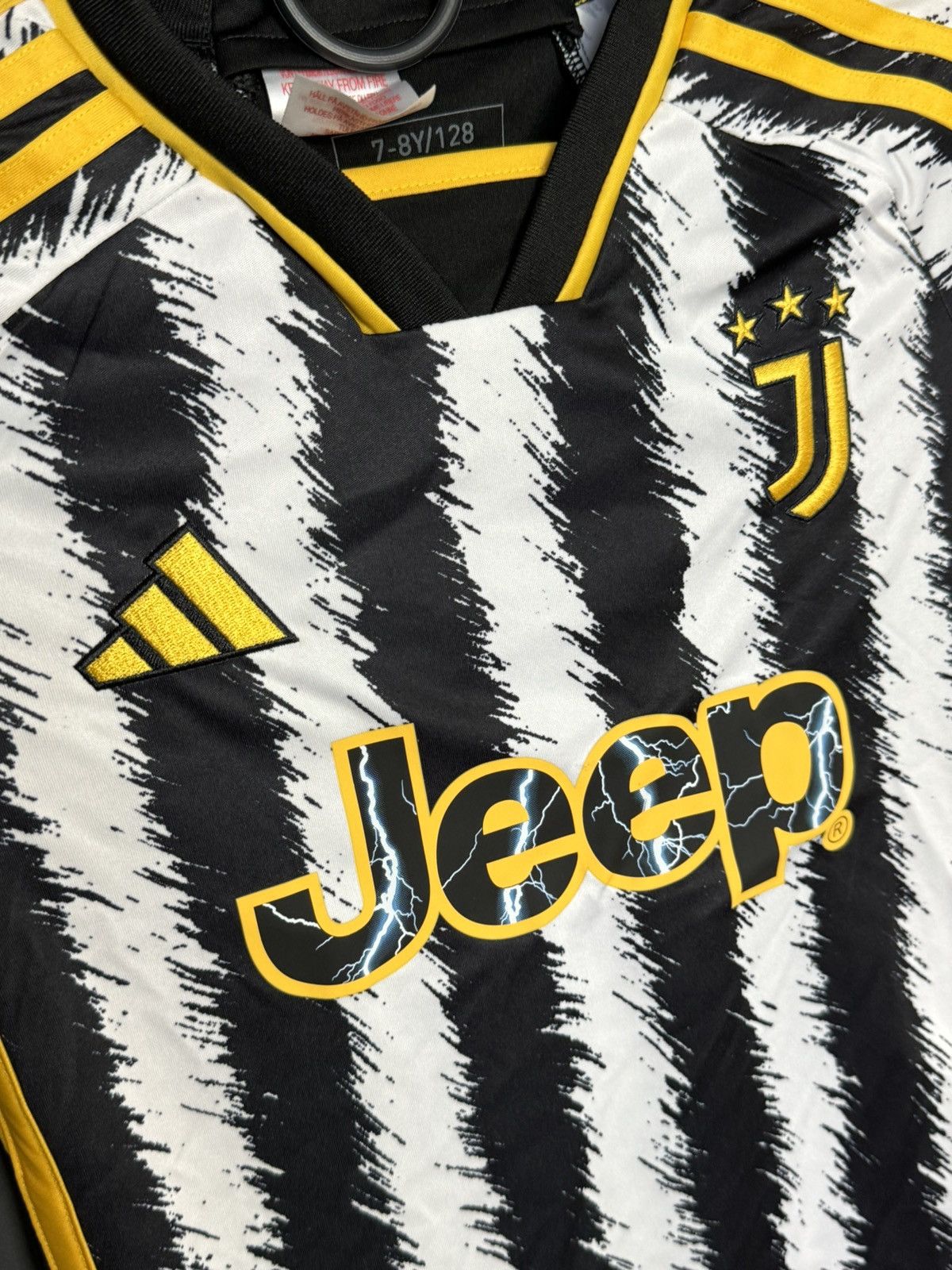 Adidas KIDS Juventus 23/24 Home Pogba Football Jersey T-Shirt Size US XS / EU 42 / 0 - 4 Thumbnail