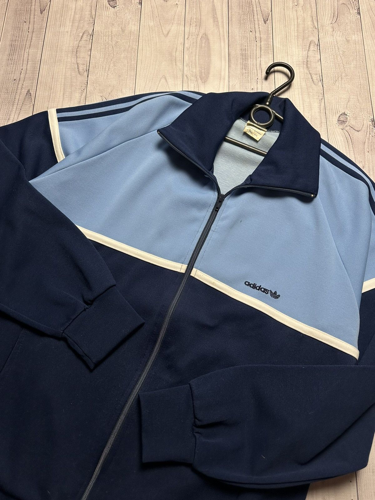 Adidas × Vintage Vintage adidas originals AVIREX track jacket size XL Size US L / EU 52-54 / 3 - 5 Thumbnail