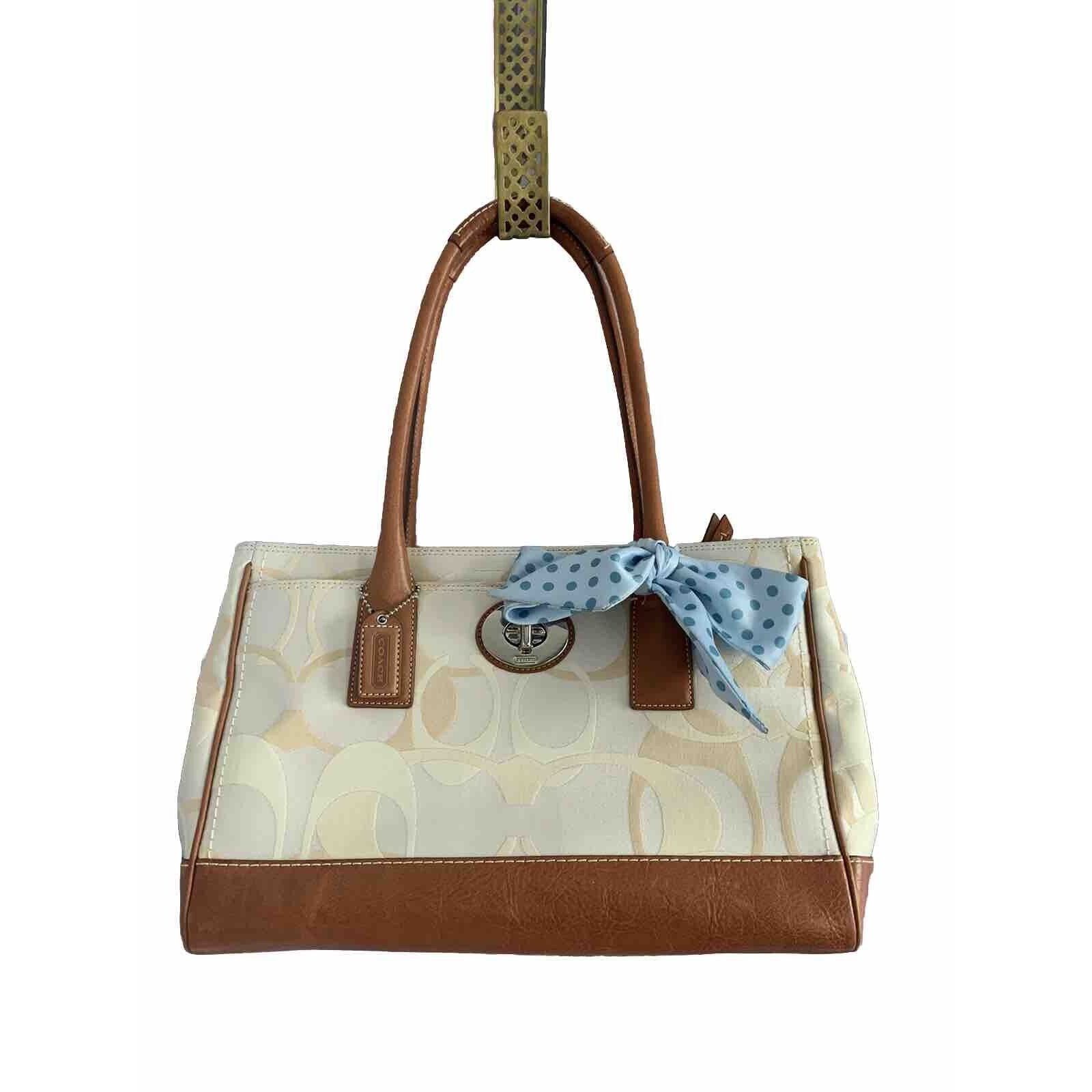 Coach Coach Cream Canvas Leather Handbag 11821 Feet Made Jan 2008 Size ONE SIZE - 1 Thumbnail