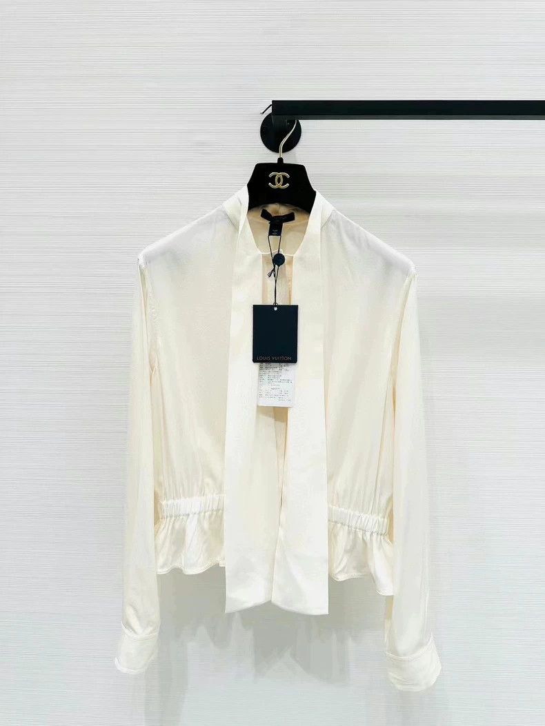 Louis Vuitton Louis Vuitton Ribbon Shirt Size XS / US 0-2 / IT 36-38 - 1 Thumbnail