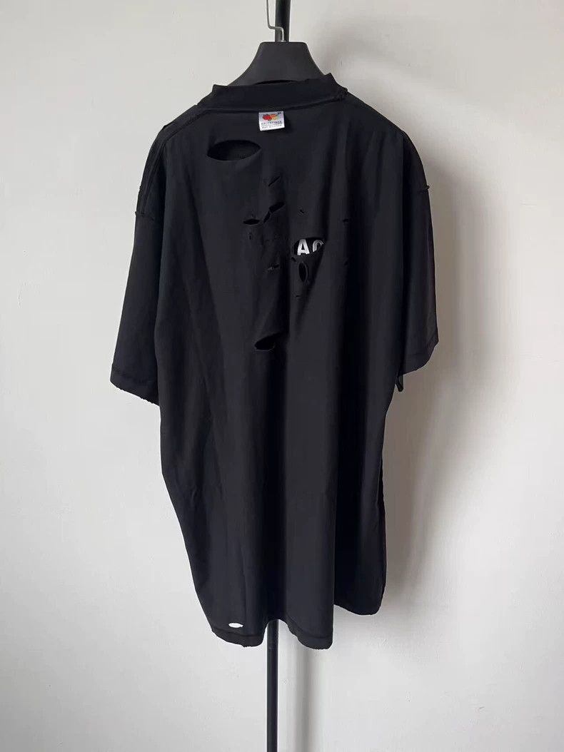 Balenciaga Balenciaga Monogrammed crewneck short sleeve T-shirt Size US M / EU 48-50 / 2 - 2 Thumbnail