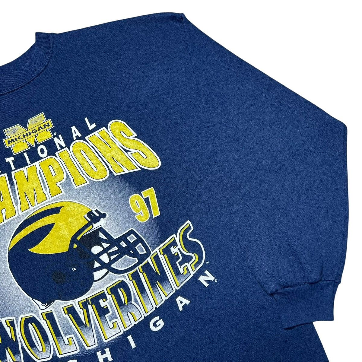 NCAA 1997 NCAA Michigan Wolverines National Champions Sweatshirt Size US XXL / EU 58 / 5 - 17 Thumbnail