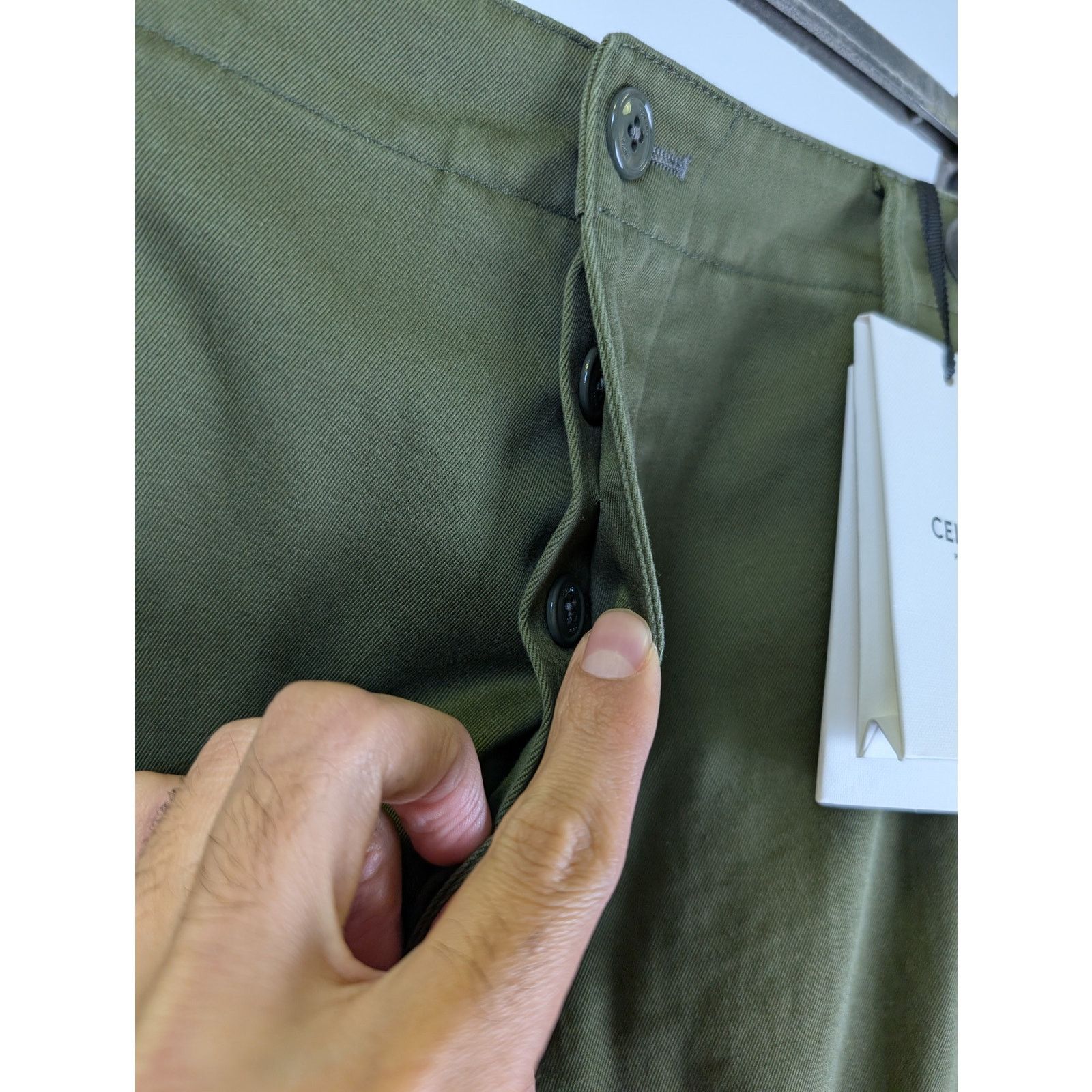 Celine o1rshd1 Short Sangles in Army Green Size US 32 / EU 48 - 8 Thumbnail