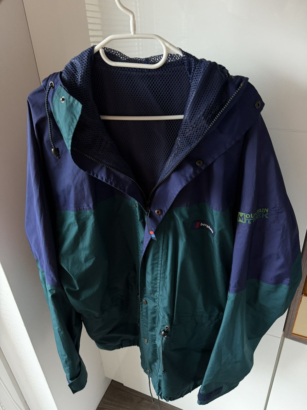 Berghaus Vintage Berghaus 00s Waterproof Regular Gorpcore Jacket Size US XL / EU 56 / 4 - 5 Thumbnail