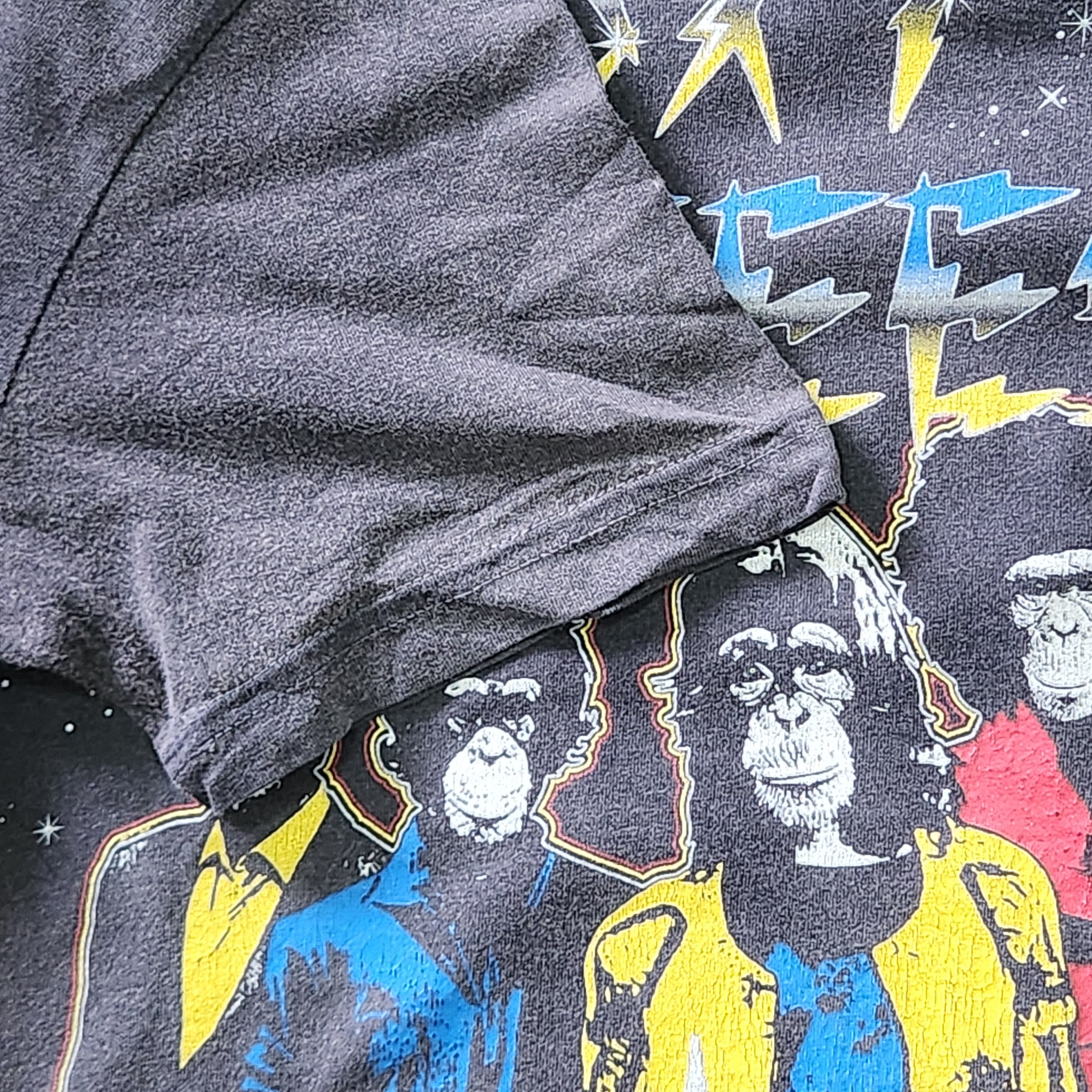 Band Tees × Vintage Vintage Beams Boy Tour 1982 Tshirt Size US S / EU 44-46 / 1 - 15 Thumbnail