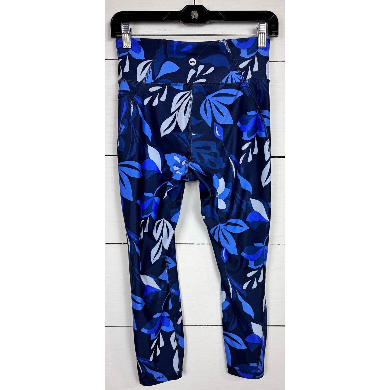 Other Dip Athletic Capri Leggings Women's Size Small Size 28" / US 6 / IT 42 - 2 Thumbnail
