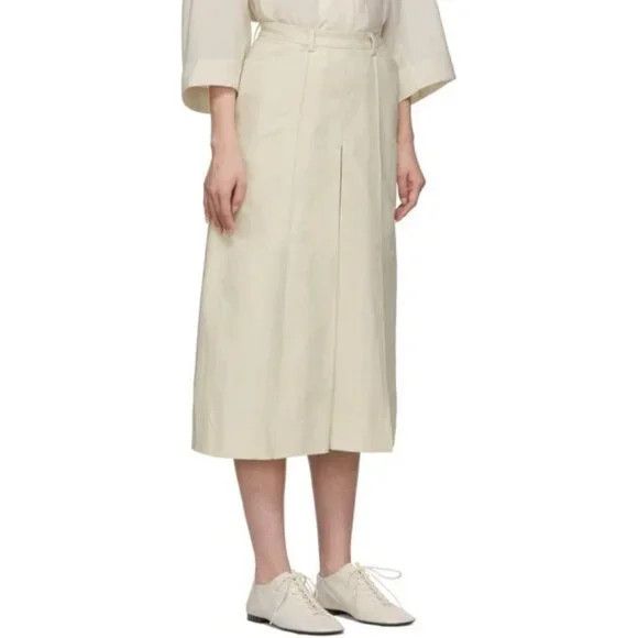 Lemaire Lemaire Linen Pleated Shorts Size 34 2 XS Womens Off-White Size 26" / US 2 / IT 38 - 13 Thumbnail