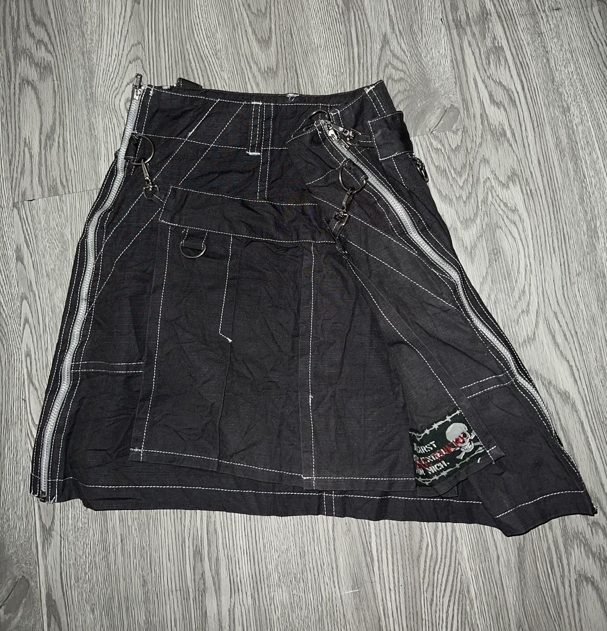 Japanese Brand Seditionaries skull mini skirt ☠️🧛🏻‍♀️ Size 27" / US 4 / IT 40 - 12 Thumbnail