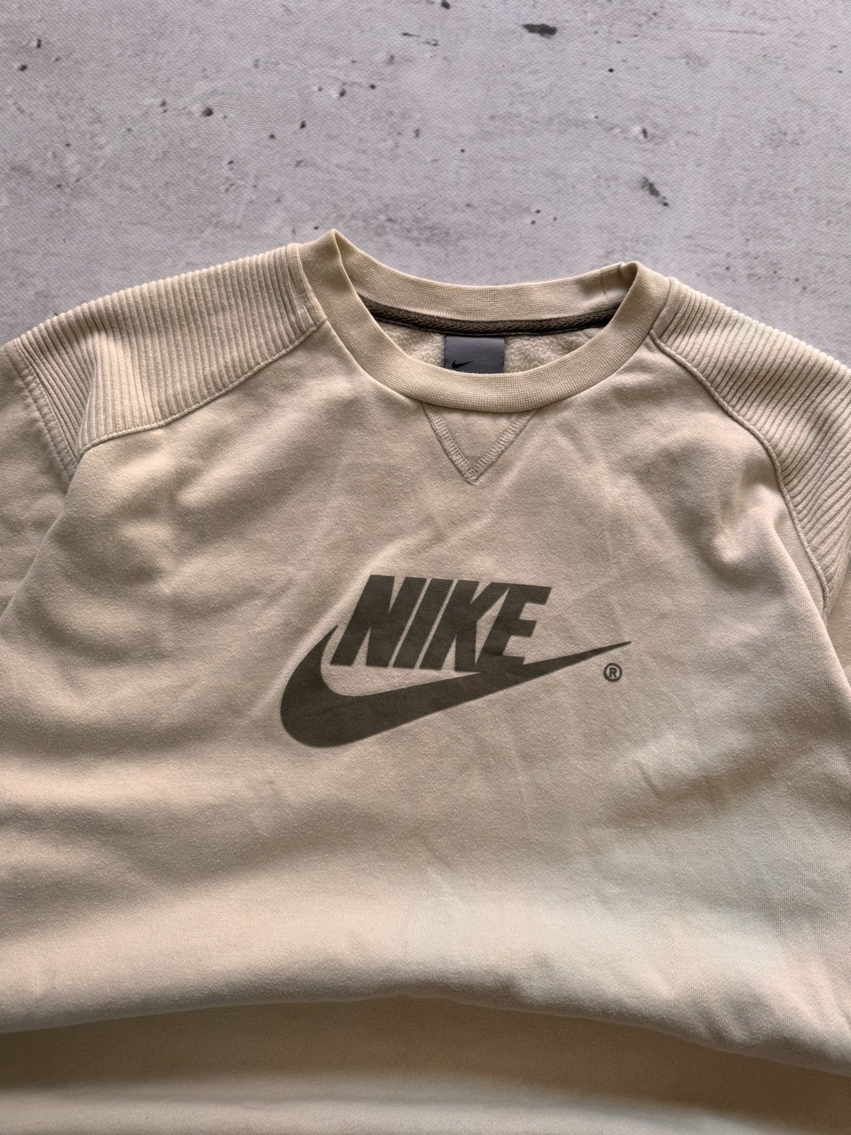 Nike × Vintage NIKE VINTAGE CENTER LOGO OVERSIZE BOXY SWEATSHIRT Size US M / EU 48-50 / 2 - 4 Thumbnail