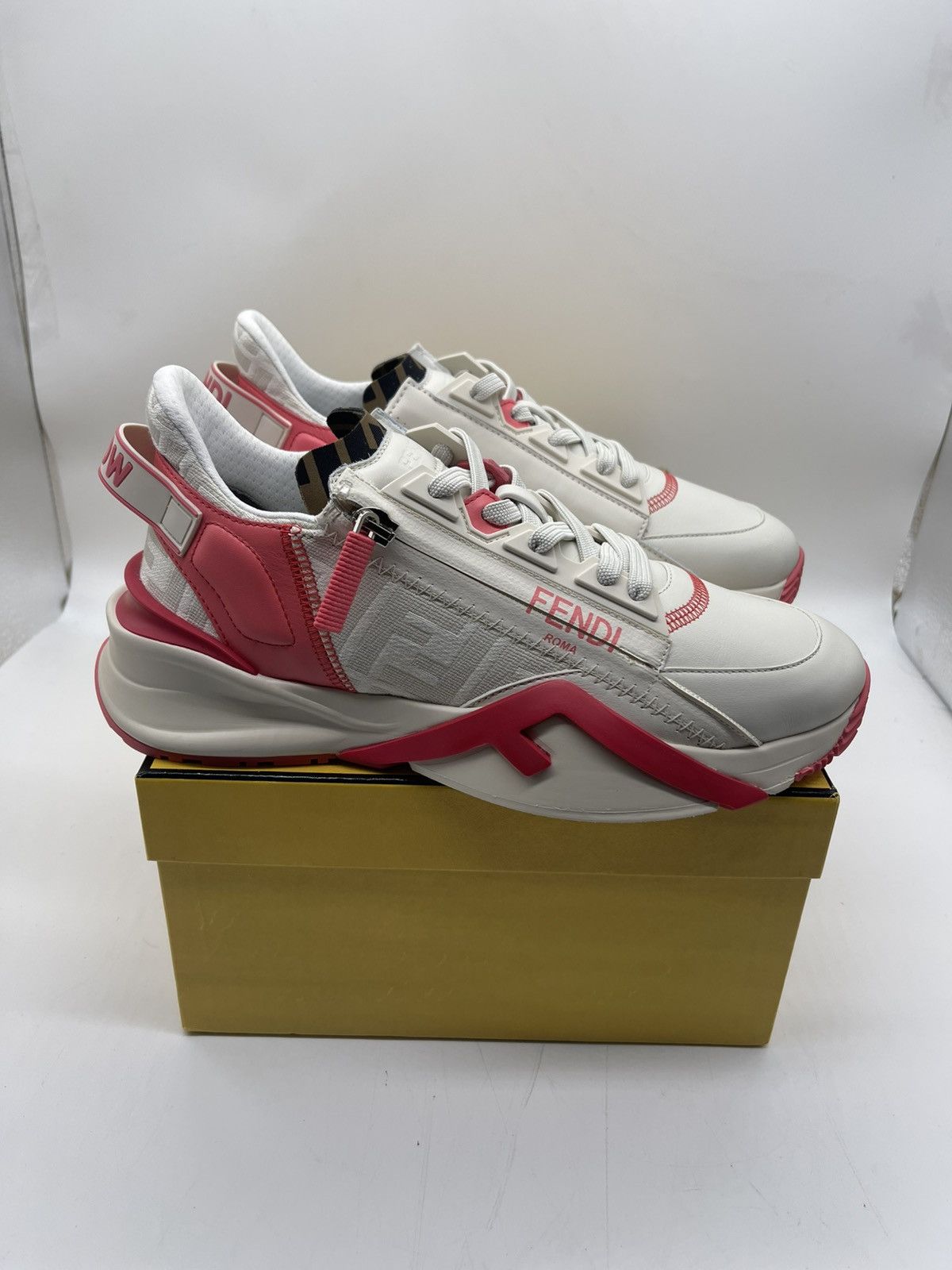 Fendi Fendi flow sneakers size fendi 5 eu 38 Size US 8 / IT 38 - 1 Thumbnail