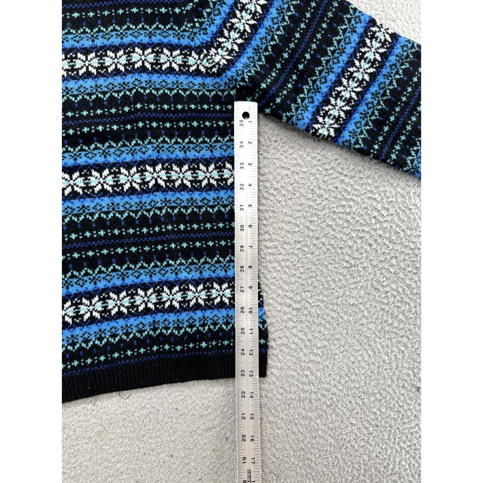 Vintage VTG St. Johns Bay Women’s Pullover 100% Washable Lambs Wool Sweater Size XL Blue White V Neck Nordic Fair Isle Knit Wool Pullover Womens Size XL / US 12-14 / IT 48-50 - 5 Thumbnail