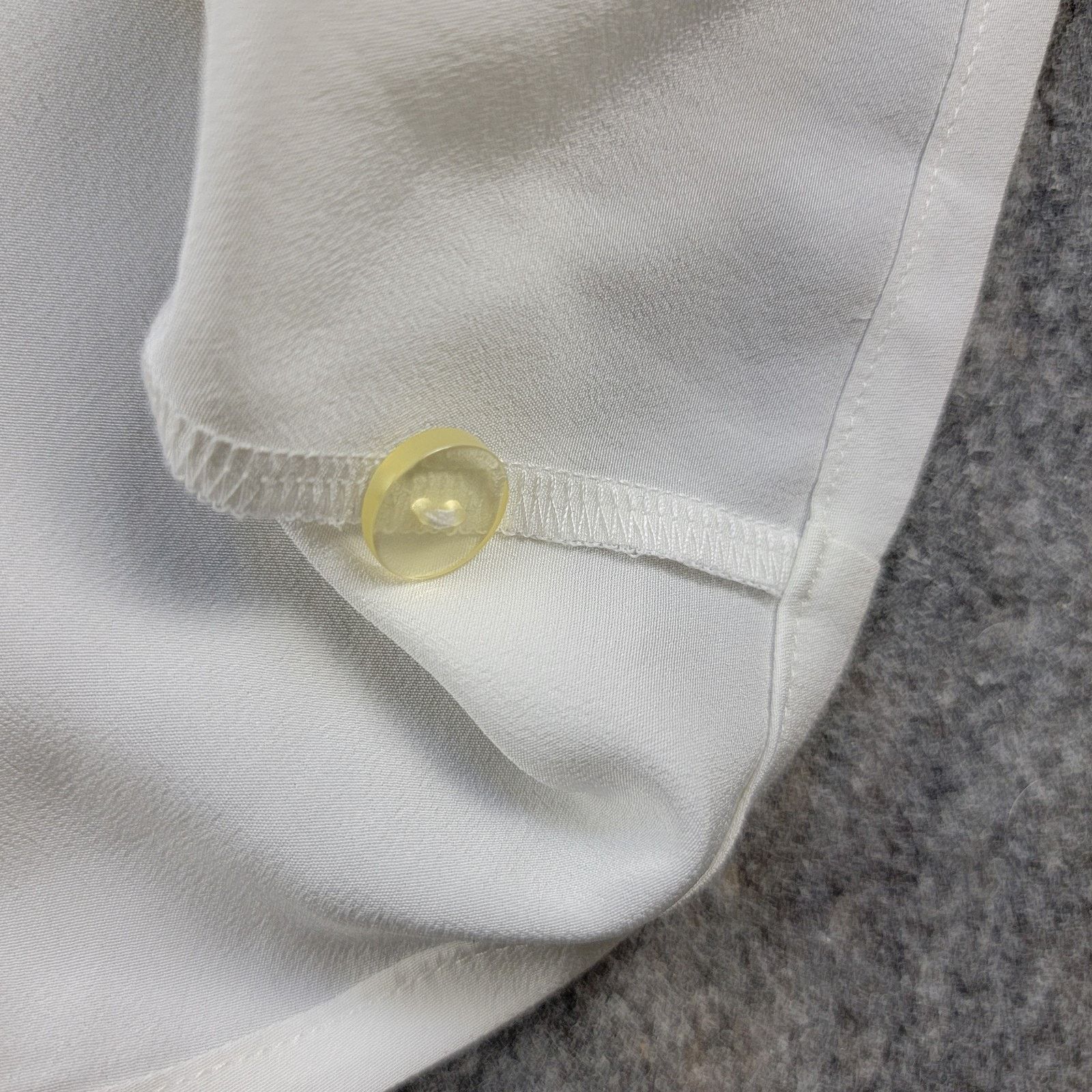 Courreges Courreges Vintage Polyester Pleated Button Down Shirt France Size M / US 6-8 / IT 42-44 - 13 Thumbnail
