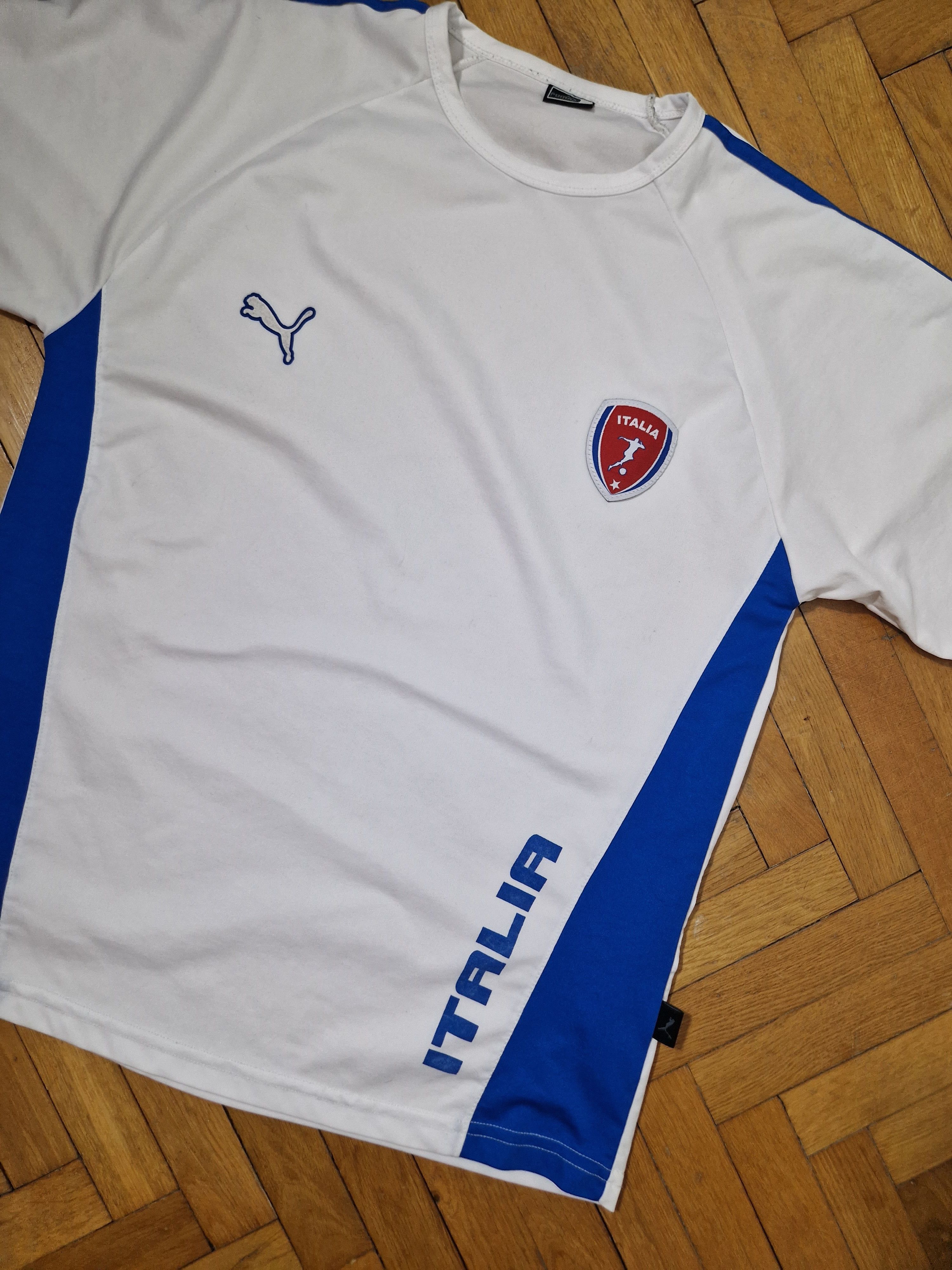 Puma Puma Italia Italy y2k soccer jersey vintage Size US L / EU 52-54 / 3 - 2 Thumbnail