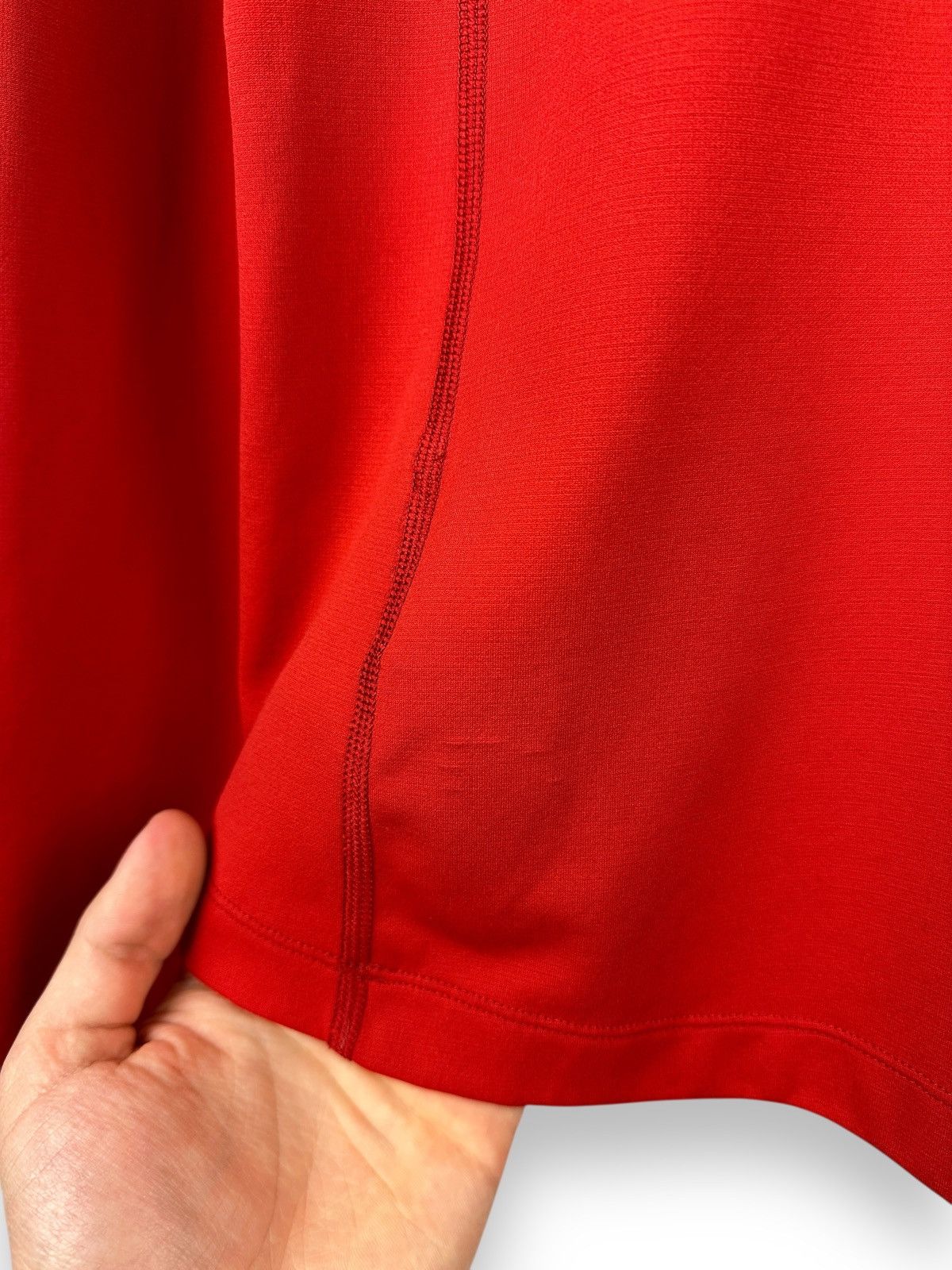Arc'teryx Arc’teryx Phase AR Long Sleeve Thermo Shirt Red Size US L / EU 52-54 / 3 - 20 Thumbnail