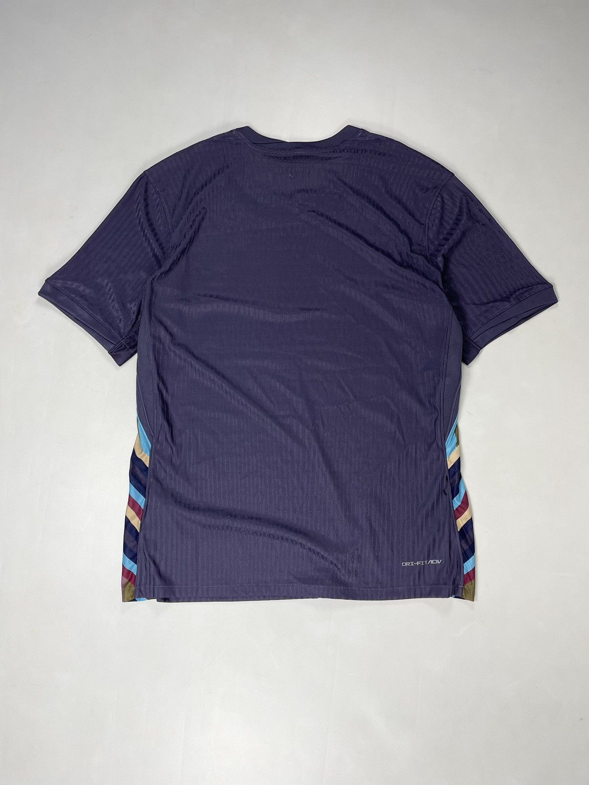Nike Nike England ( Size XXL ) Away Stadium Vintage Purple Jersey Size US XXL / EU 58 / 5 - 10 Thumbnail