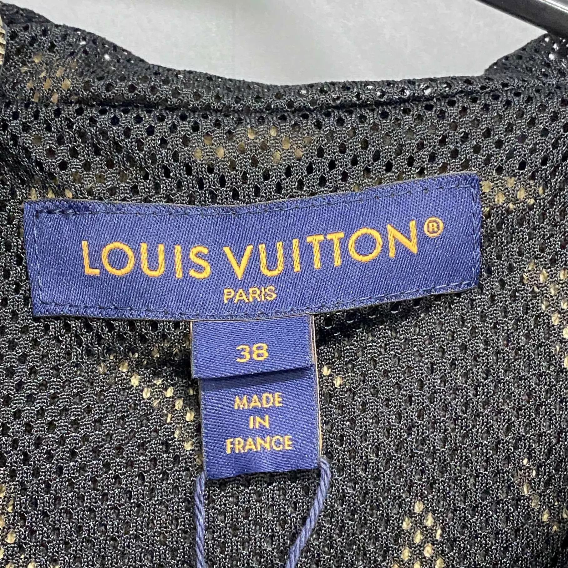 Louis Vuitton LV brown all over logo teddy vest size 38 Size S / US 4 / IT 40 - 4 Thumbnail